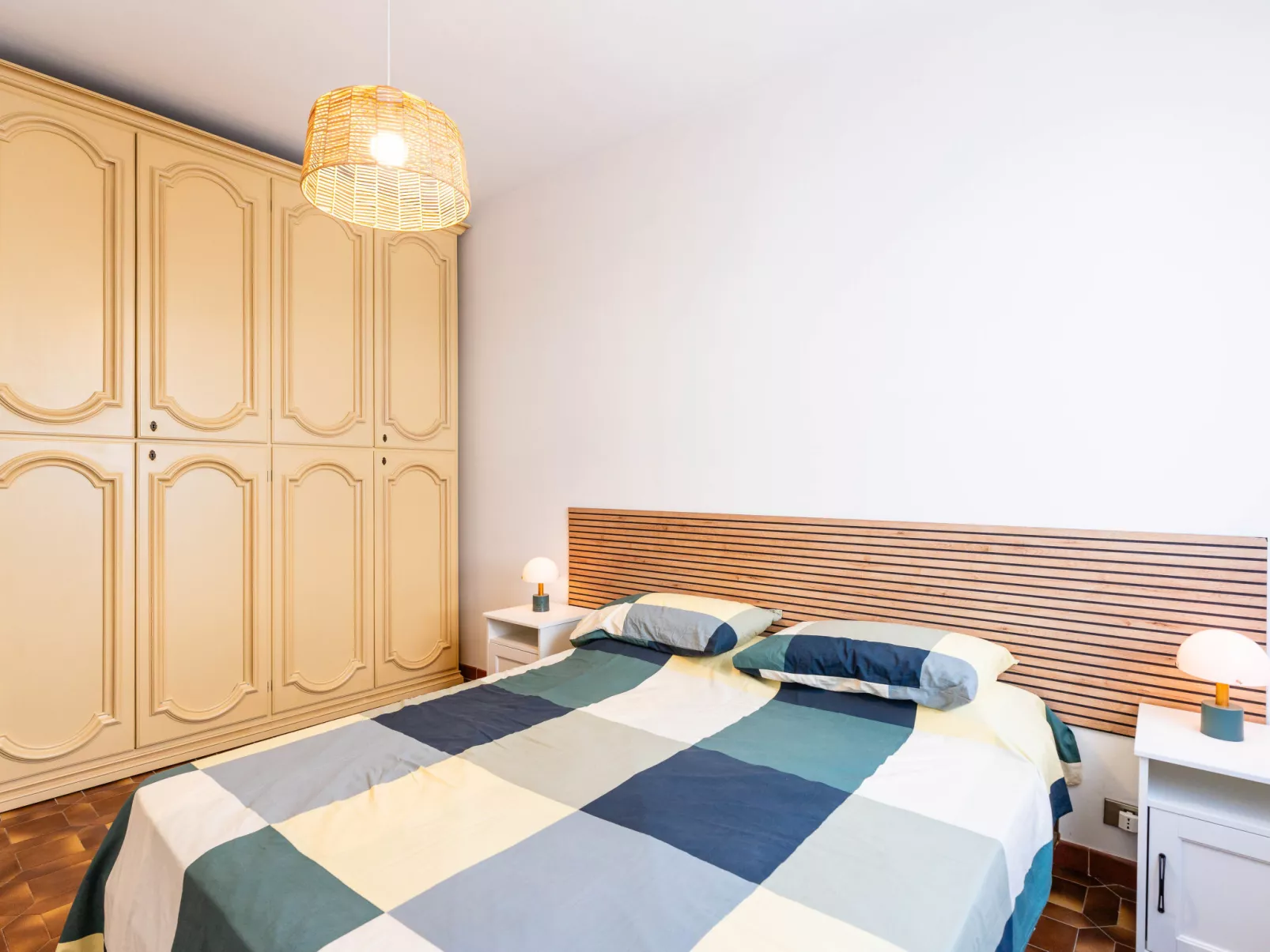 Due passi dal mare-Binnen