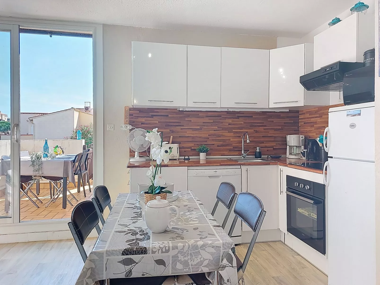 Les Supers Marines-Binnen