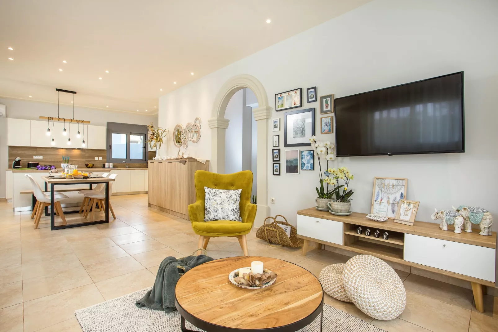 The Sisters Villa-Woonkamer