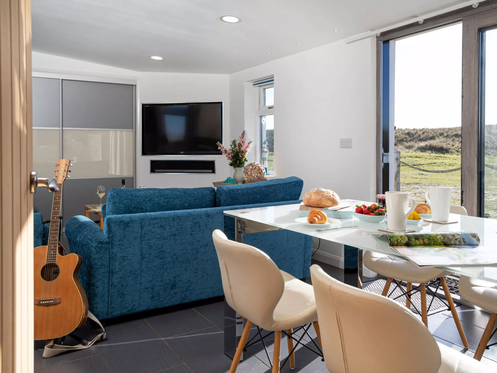 The Lighthouse Hide-Binnen