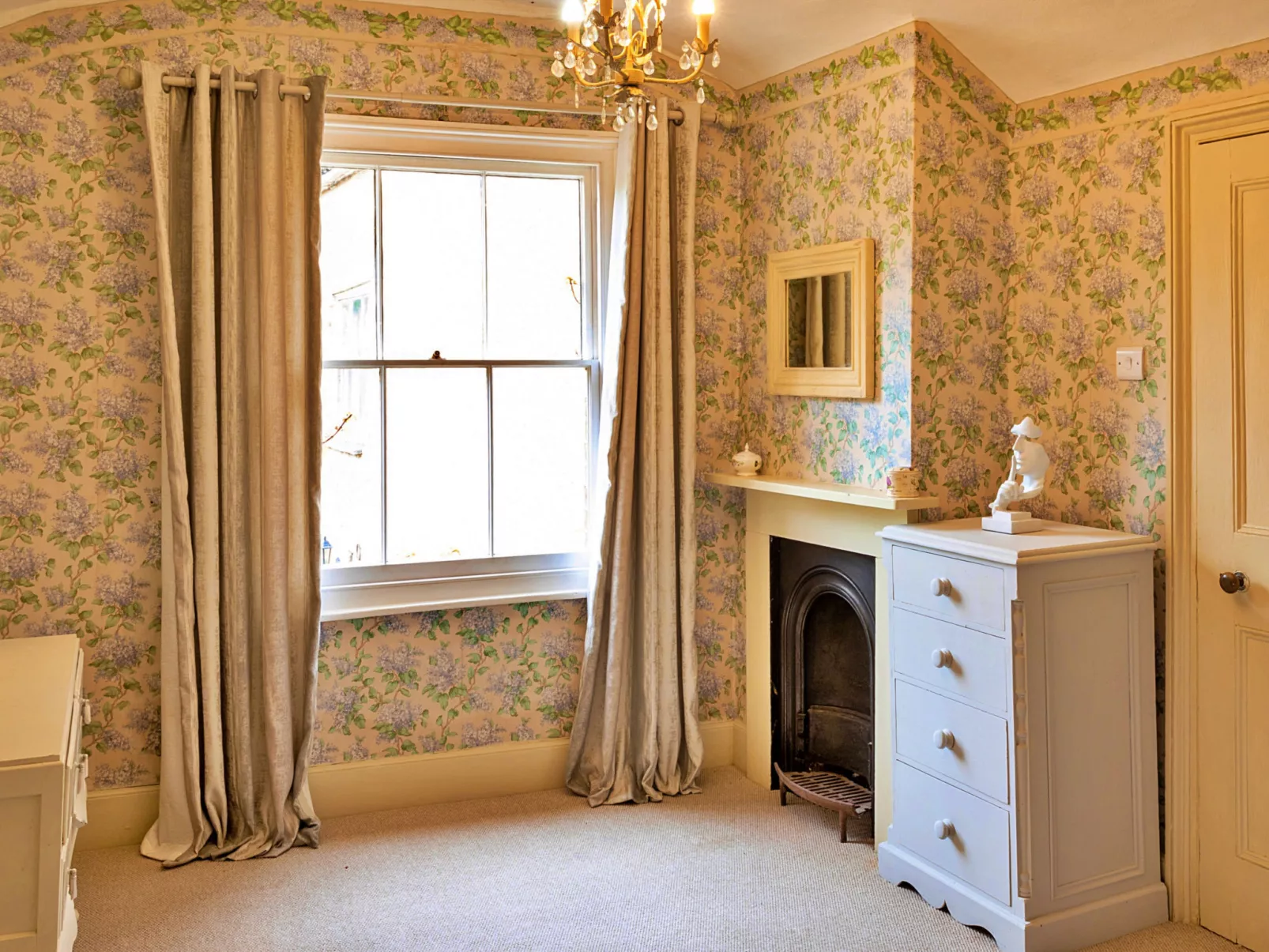 Islip Mill House - Beautiful Riverside Home-Binnen