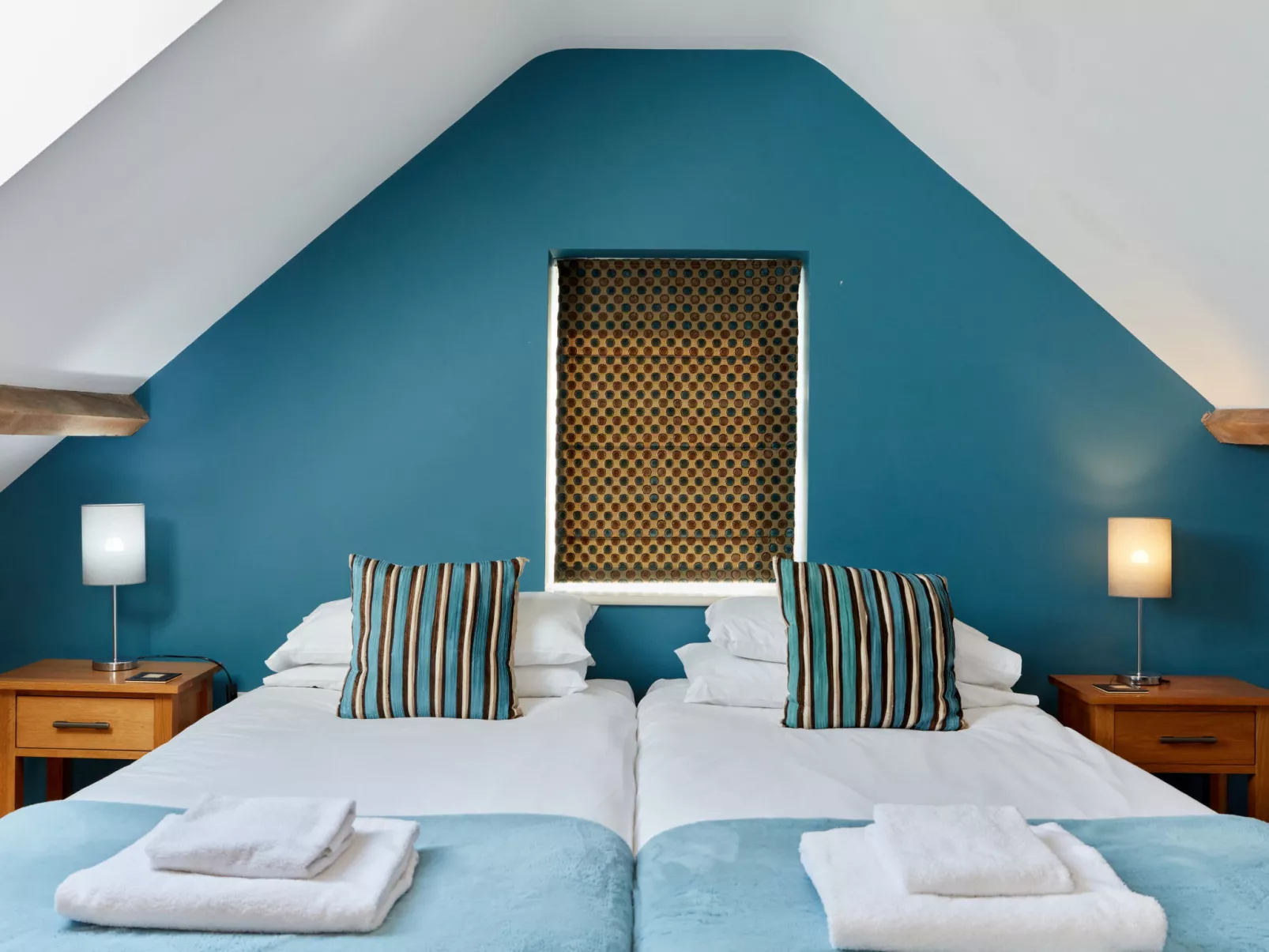 Sunshine Cottage-Binnen