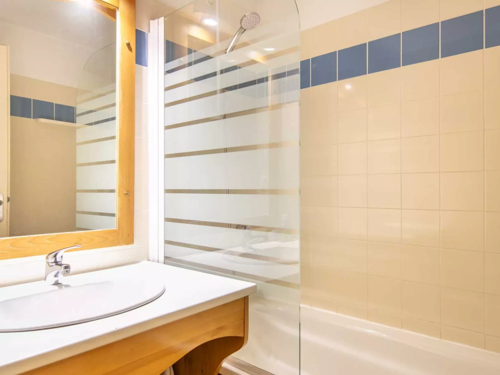 V du Bachat ASTERS A-Binnen