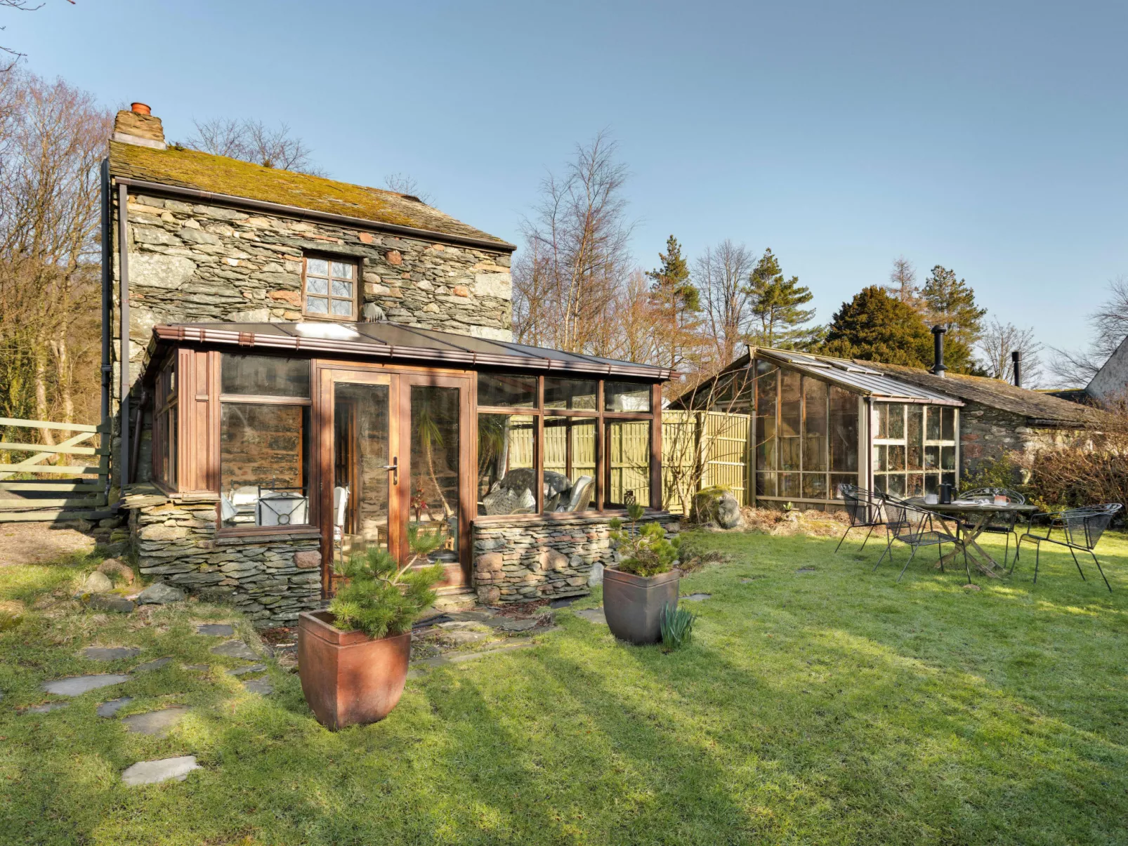 St Francis Cottage-Binnen