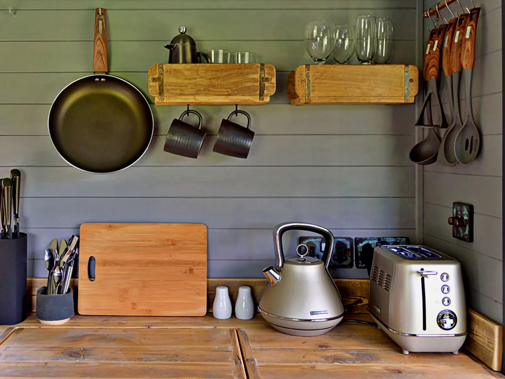 'Elen' Gypsy Hut-Binnen