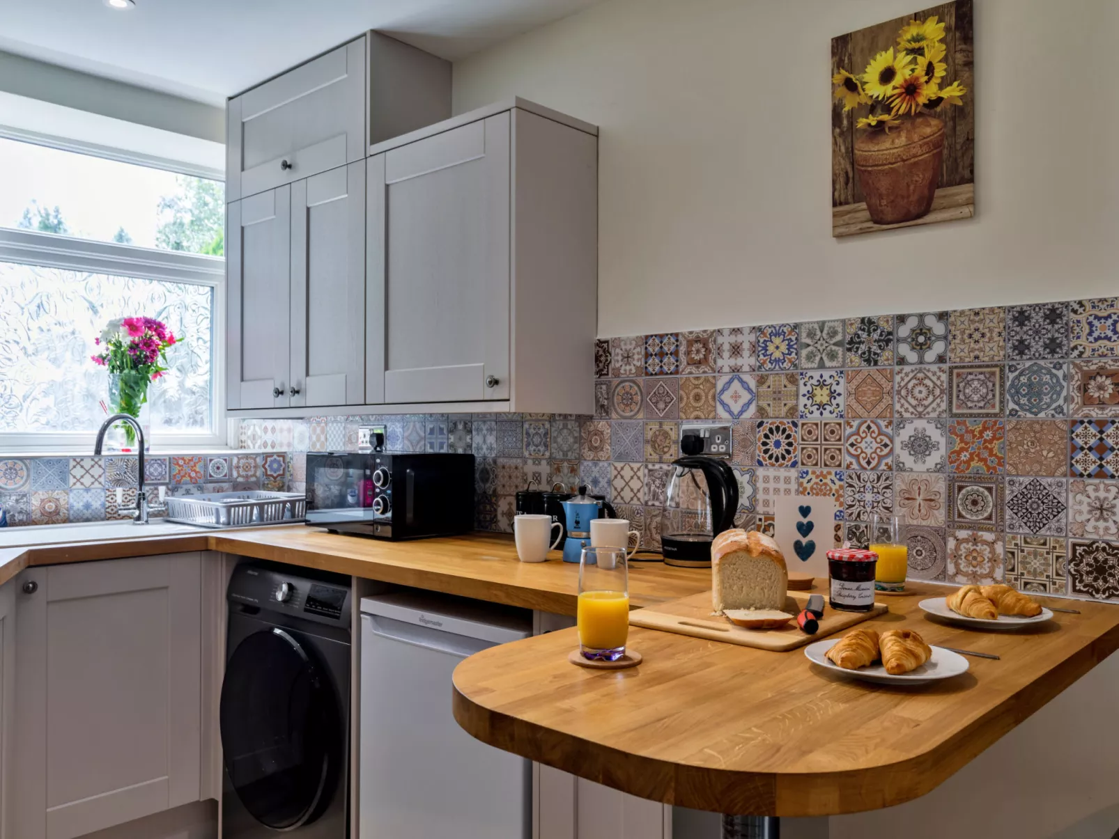 Suzy's Cottage-Binnen