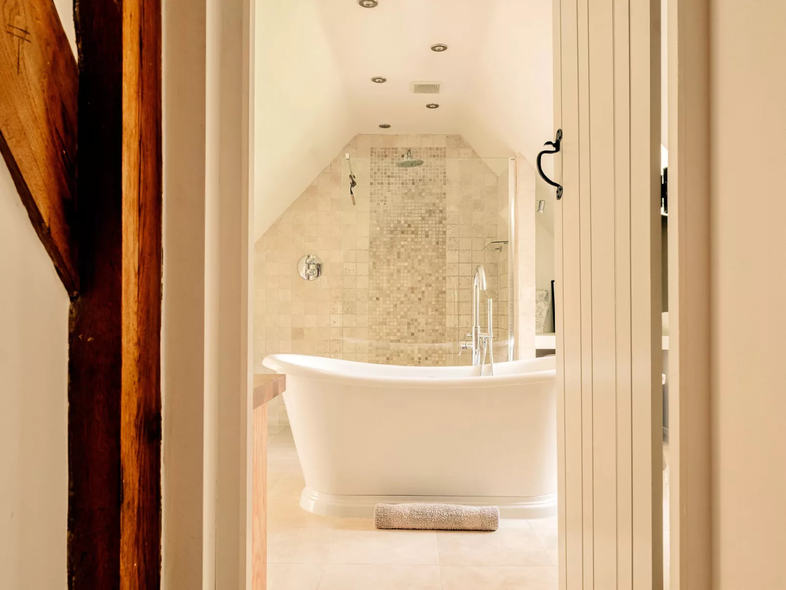 Windfall Cottage-Binnen