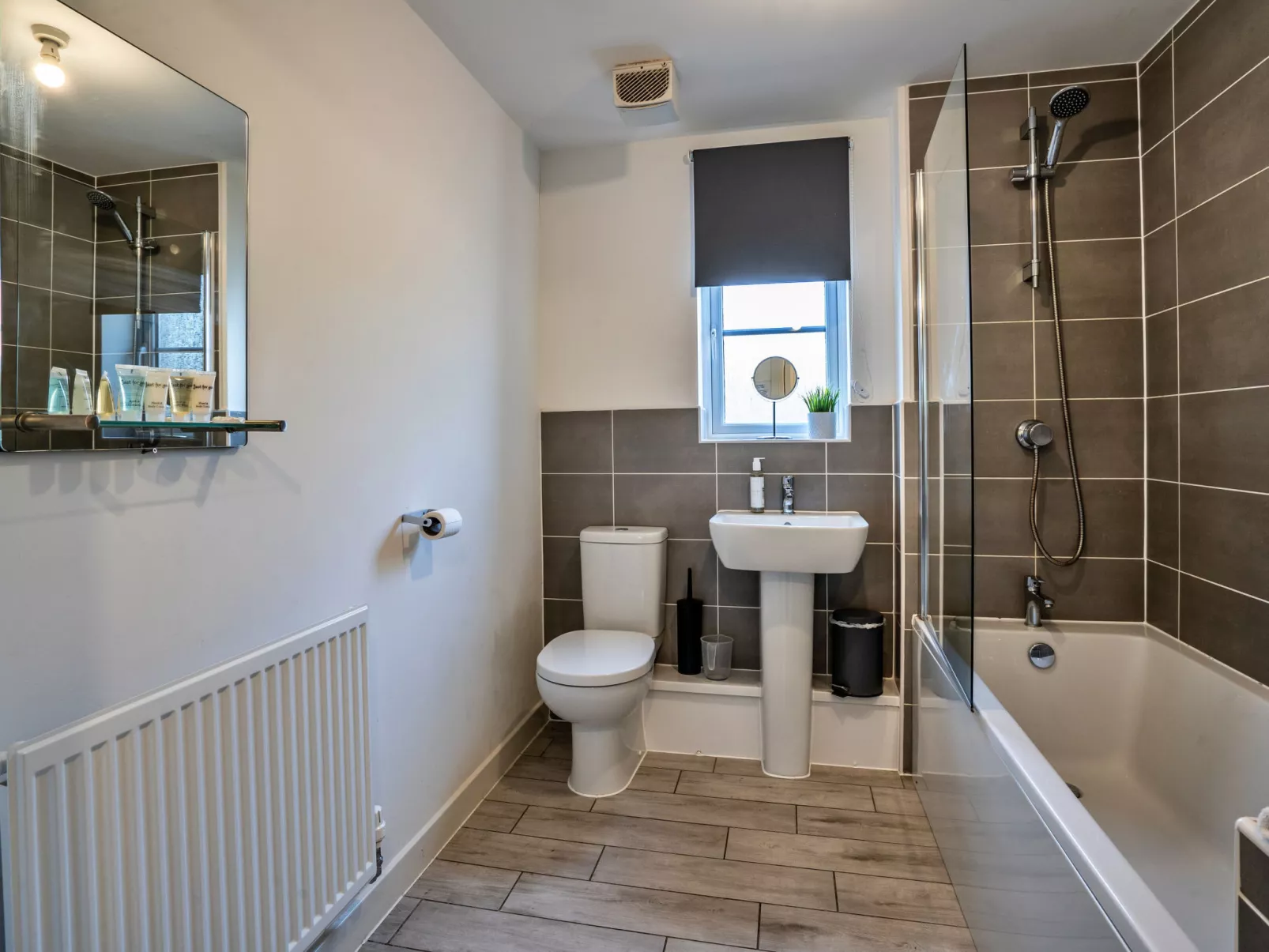 Aldridge Square-Binnen