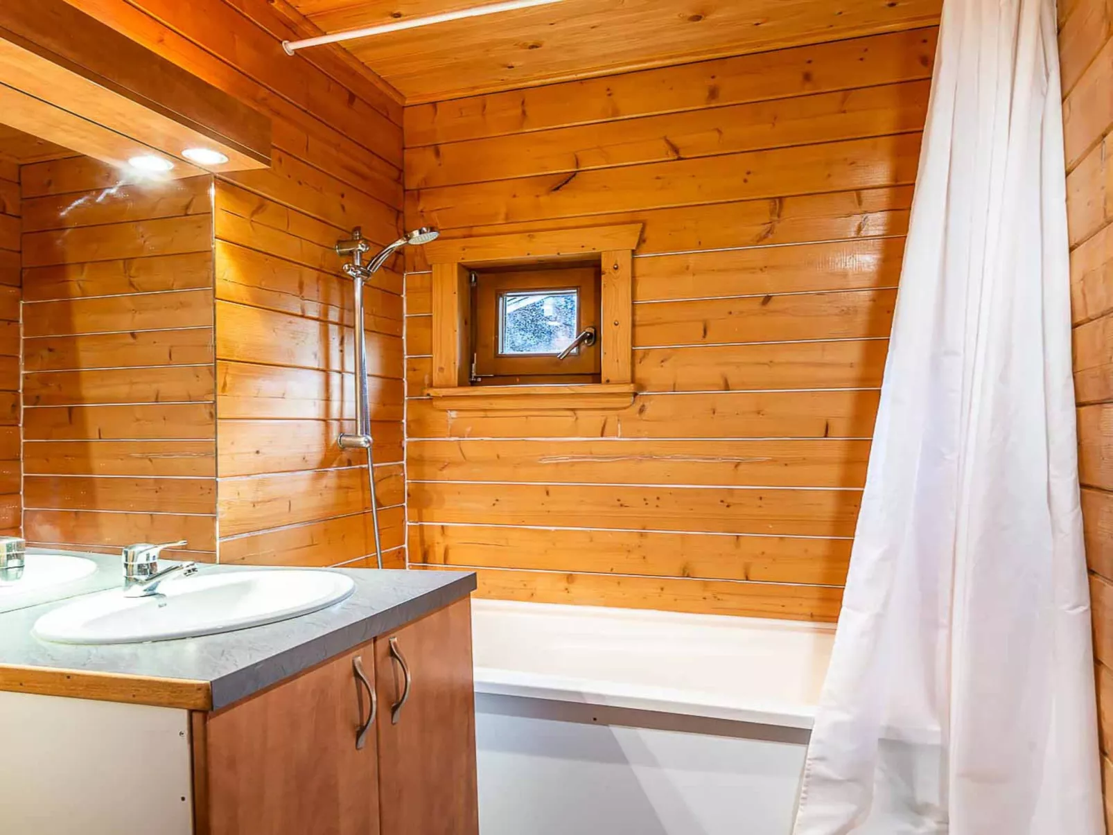 Bois de Champelle-Binnen