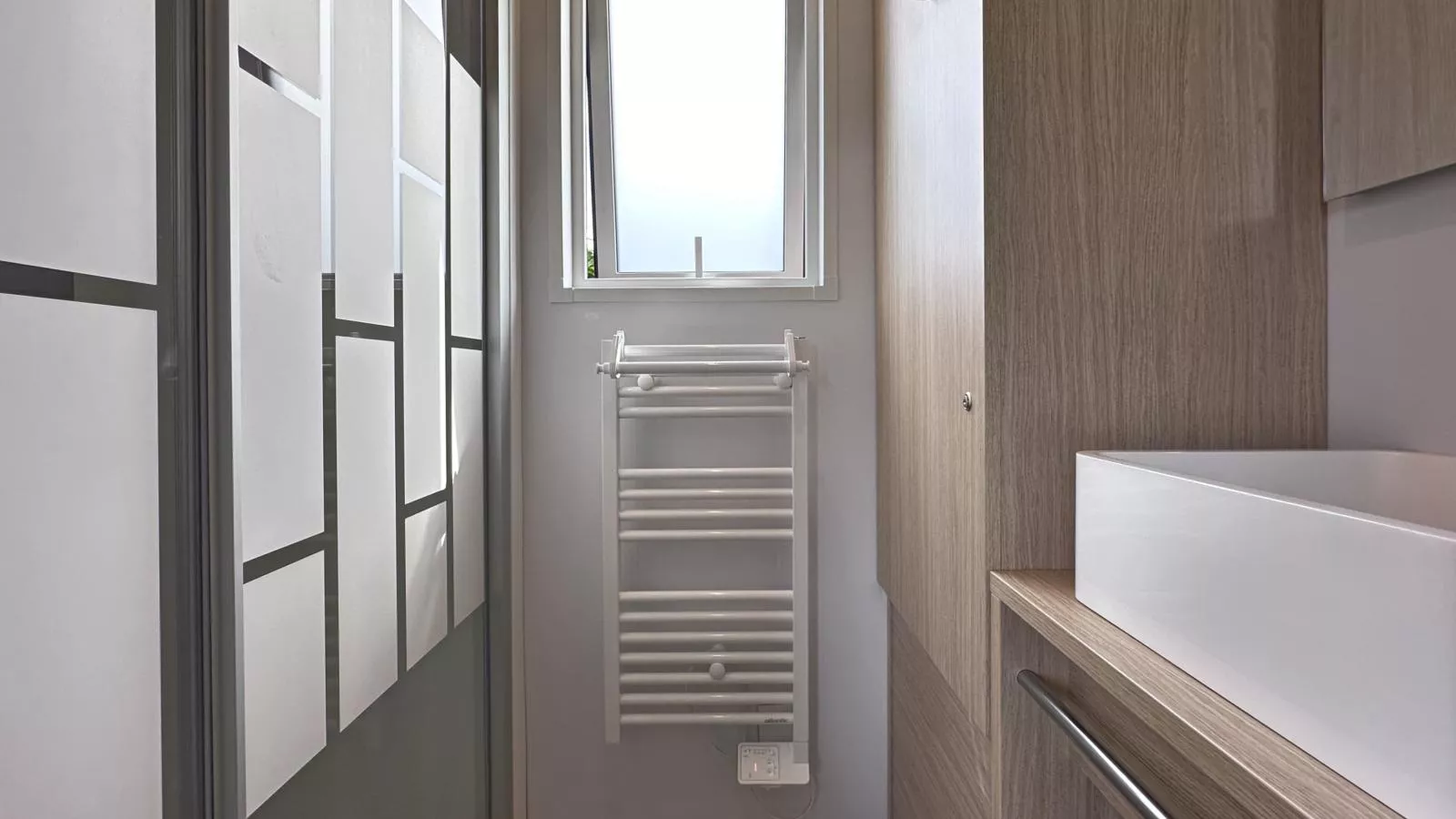 Feriendorf Seeblick - Tiny Chalet Nr 10-Badkamer