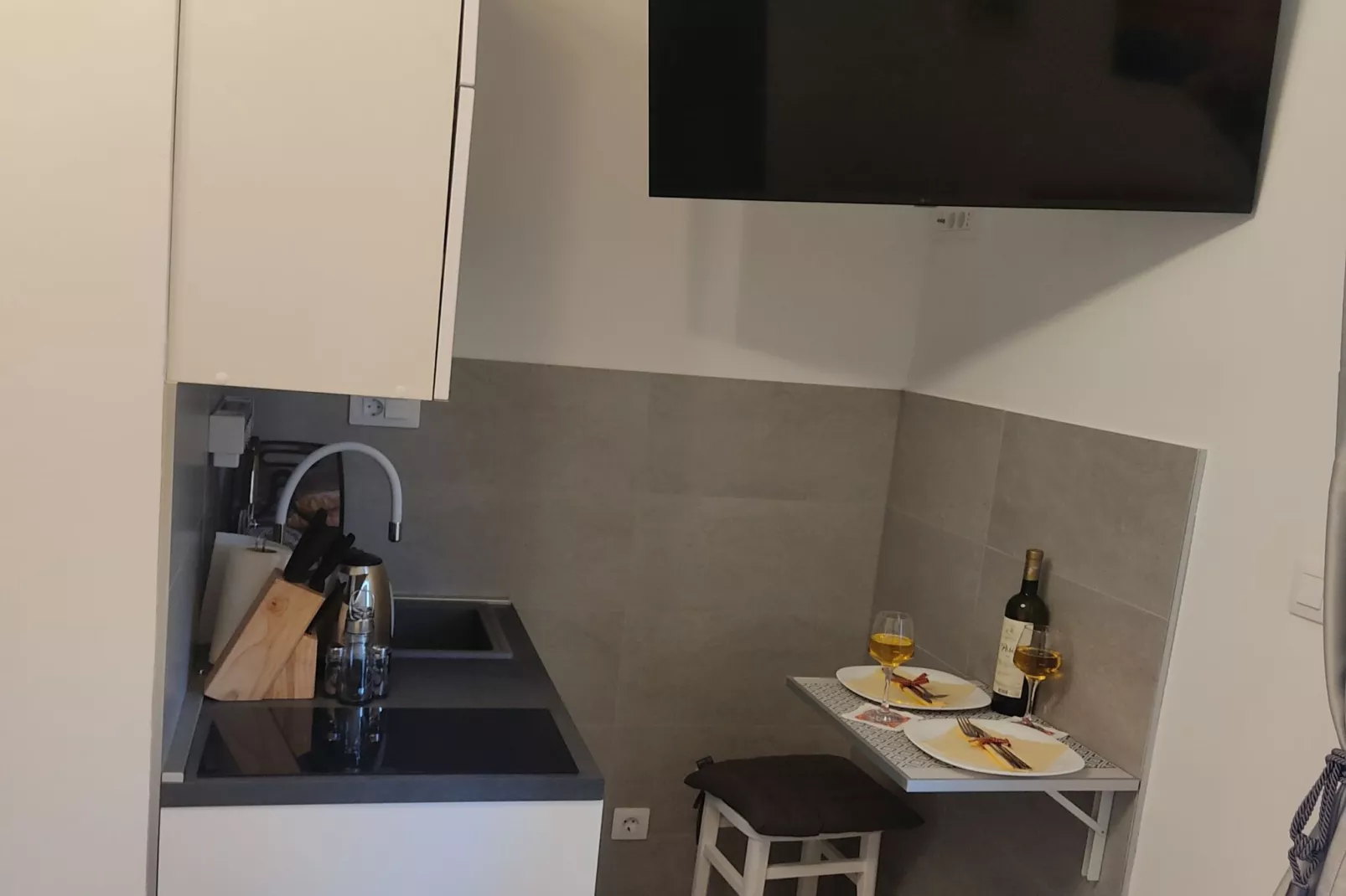 Room Porat 2 with Private Terrace - Double Bedroom with Private Terrace-Keuken