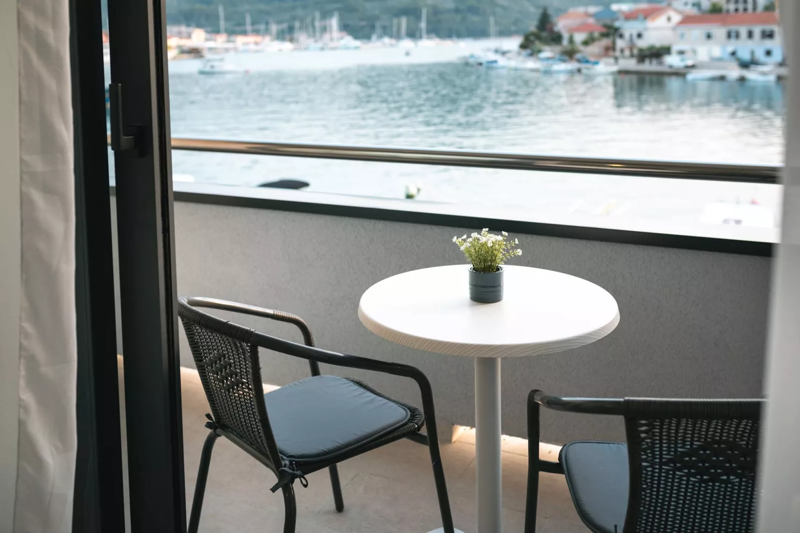 Apartments & Rooms Fisherman's Luck - Deluxe Double Room with Balcony and Sea View-Terras