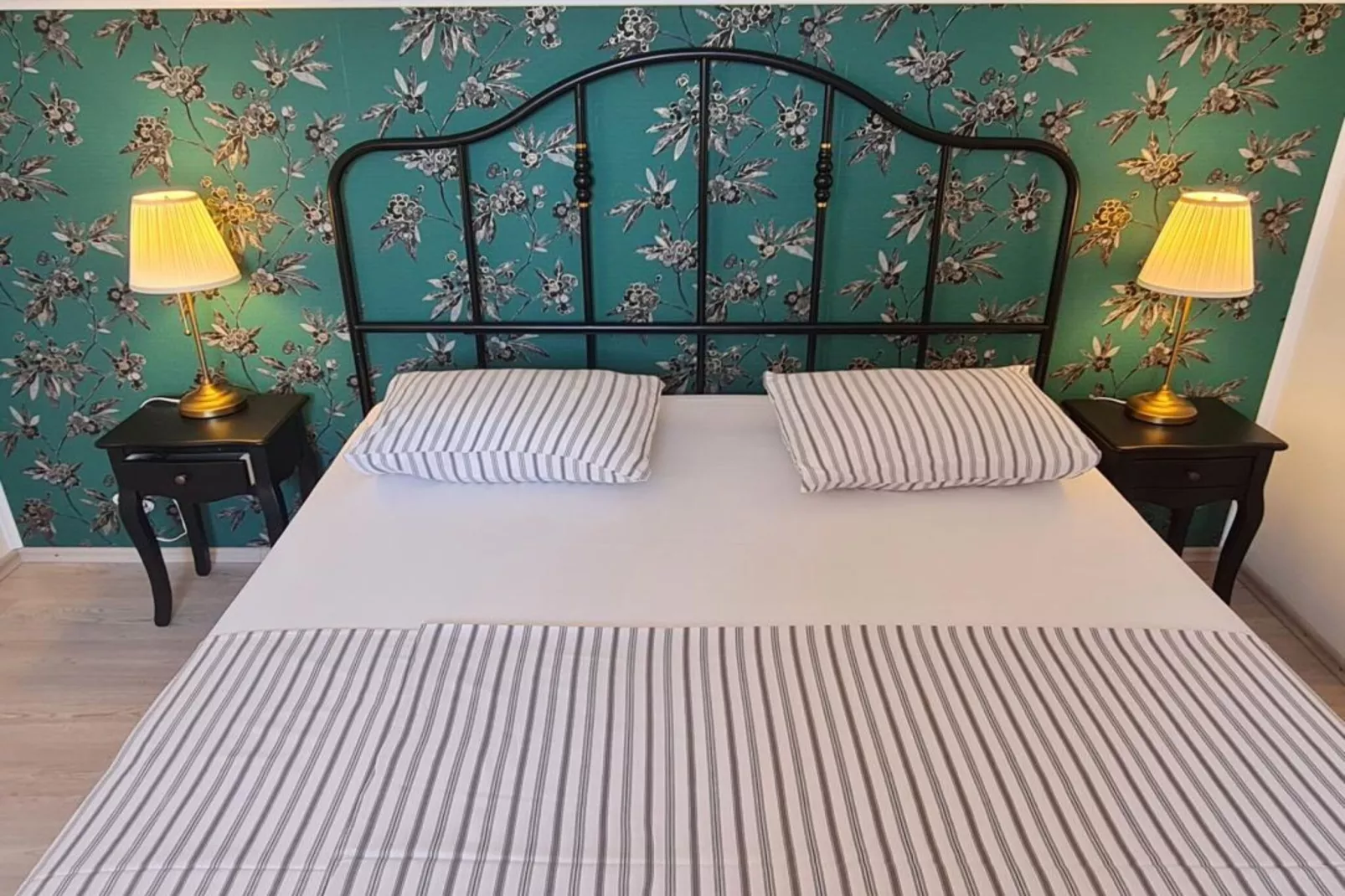 One-Bedroom Apartment (Smokva)