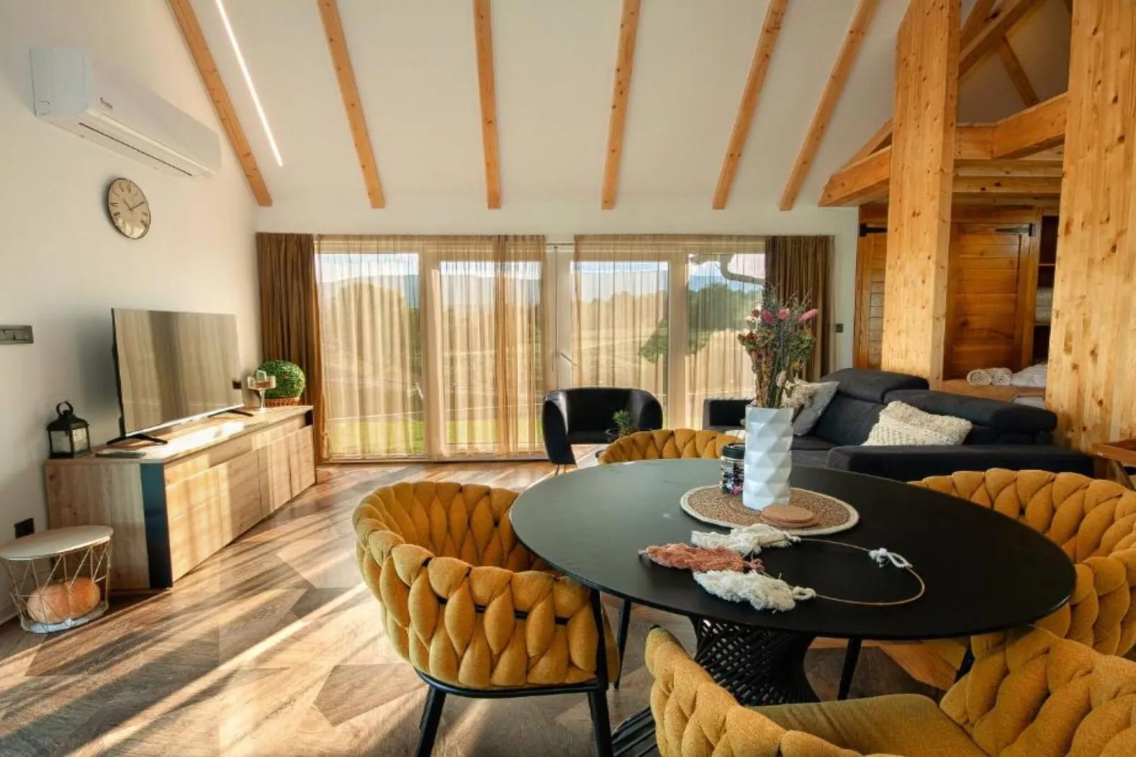 Mountain View Resort (Petar)-Binnen