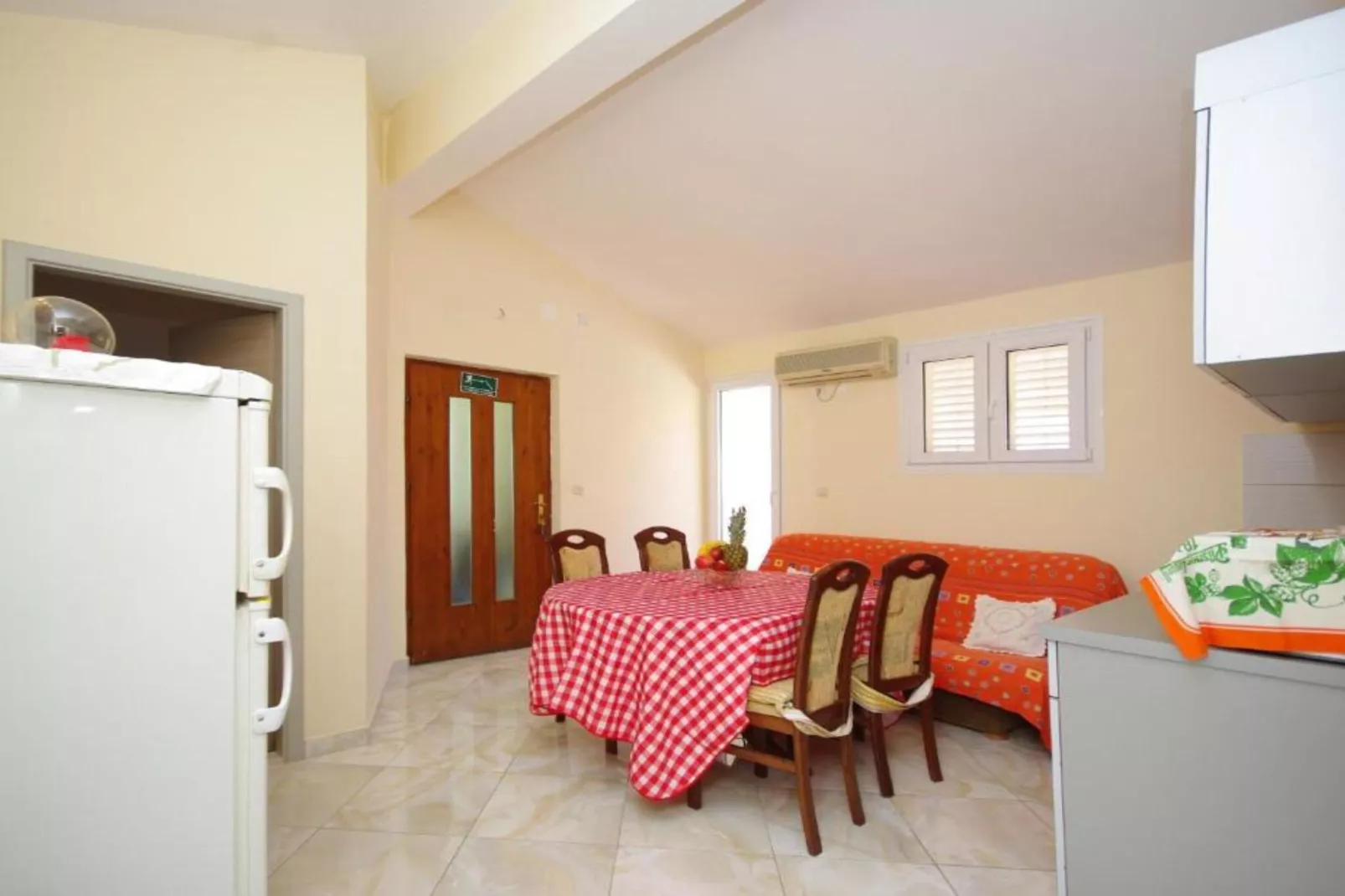 Apartments Ribarević - Three Bedroom Apartment With Terrace and Sea View