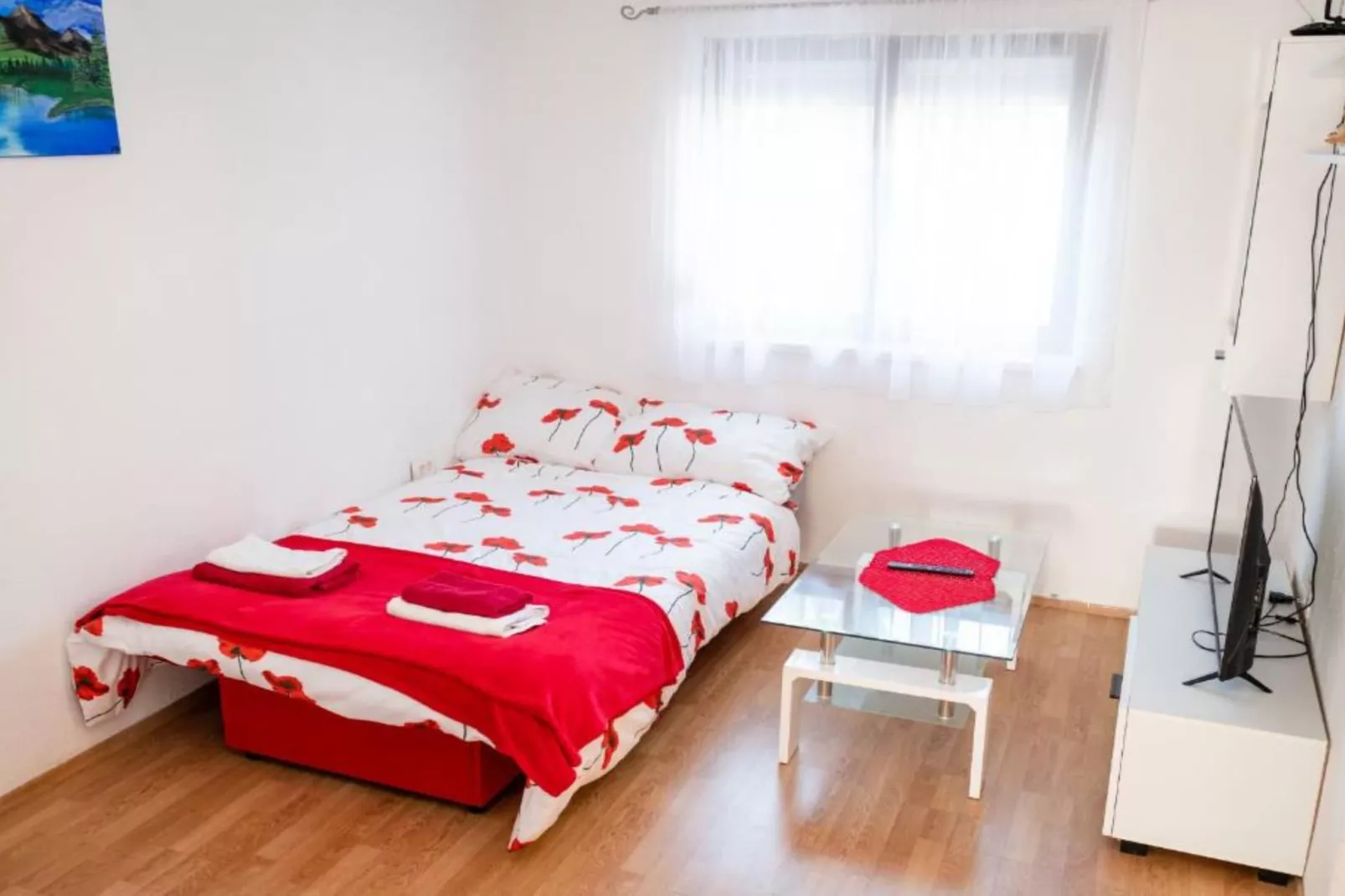 One Bedroom Apartment With Terrace (A1)-Niet-getagd