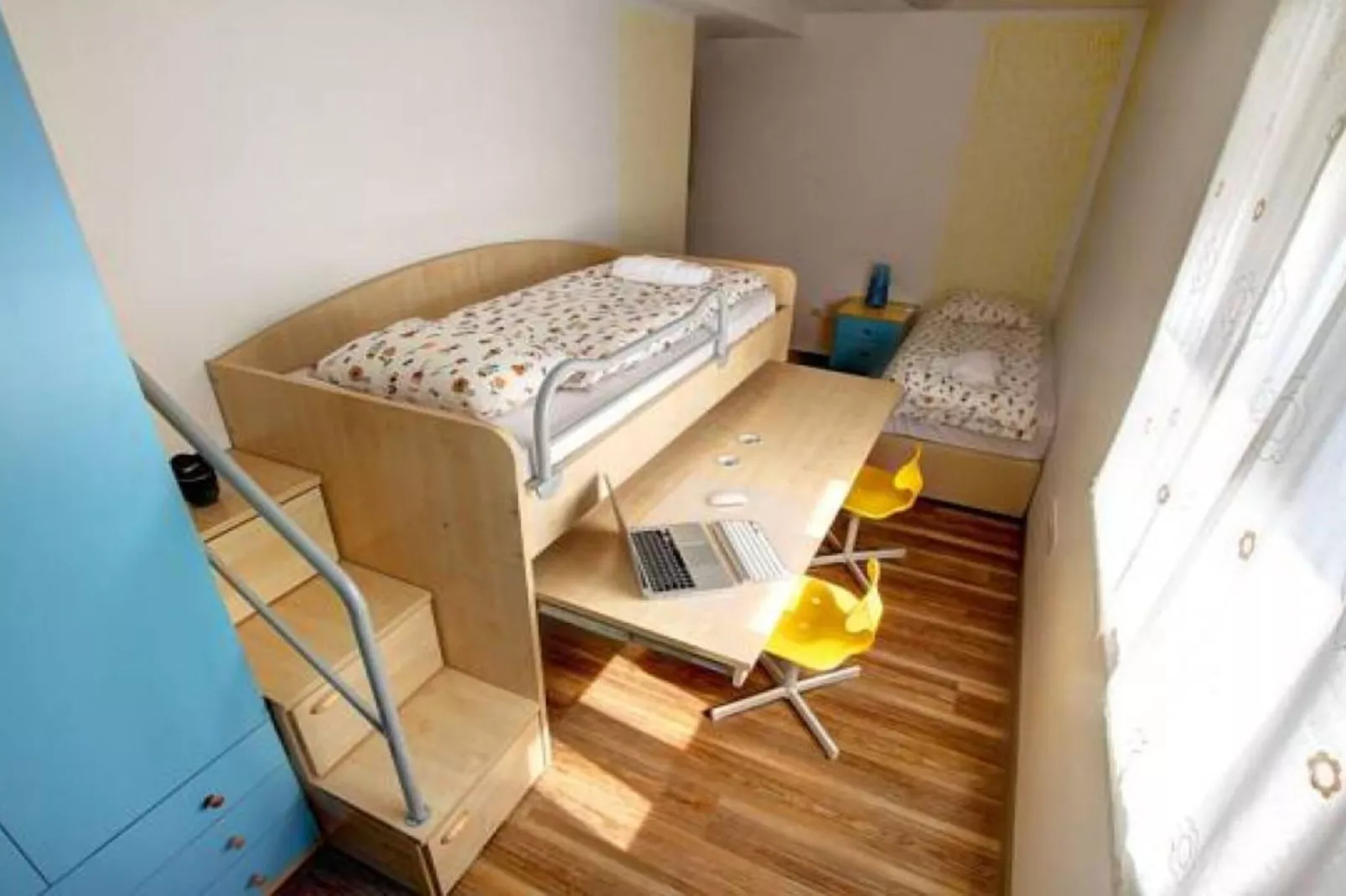 Stylish Retreat with BBQ and Modern Amenities near Terme - Three Bedroom Apartment-Slaapkamer