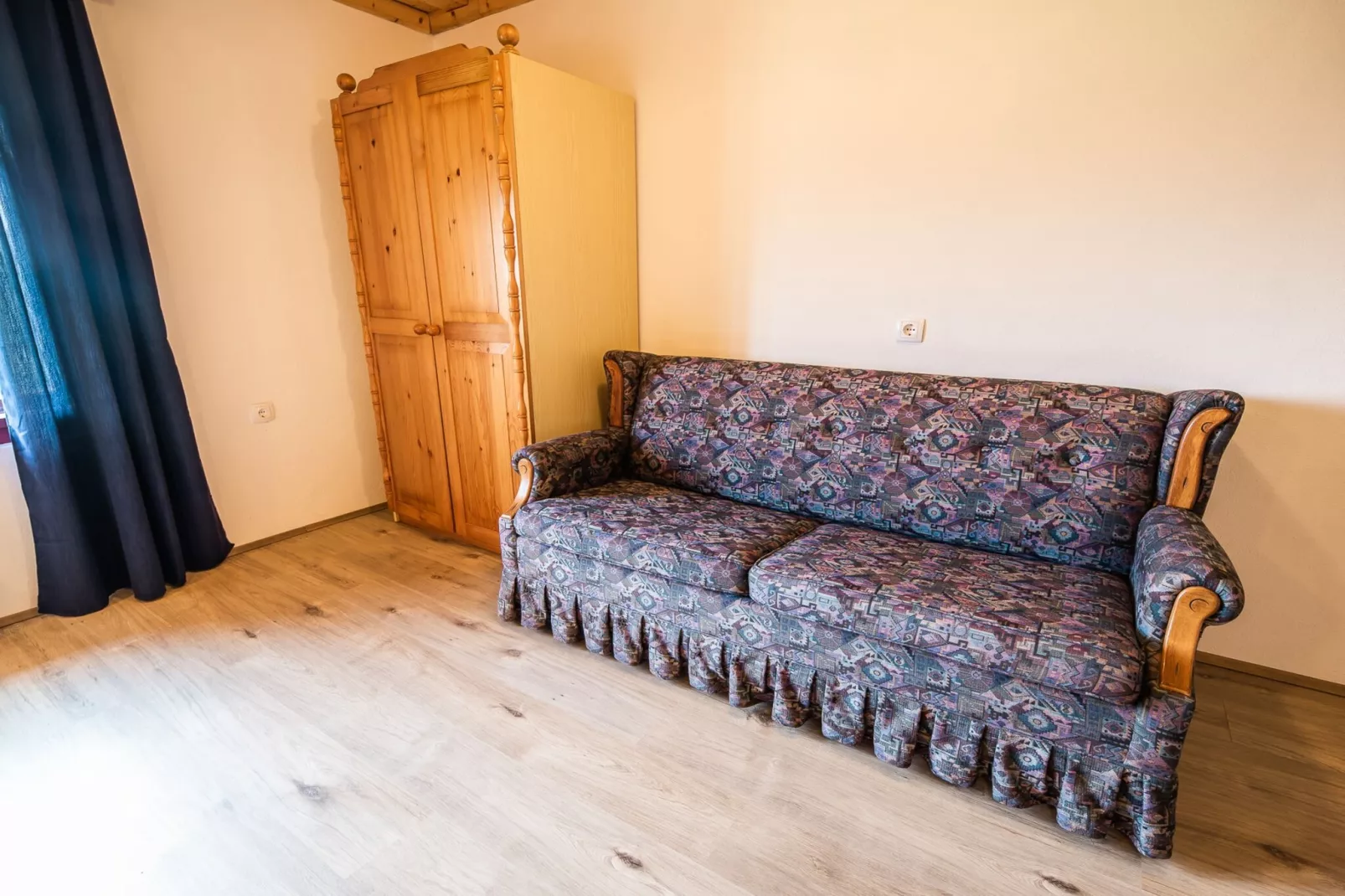 Bloomfield Retreat Country House with Sauna - Three Bedroom Country House-Slaapkamer