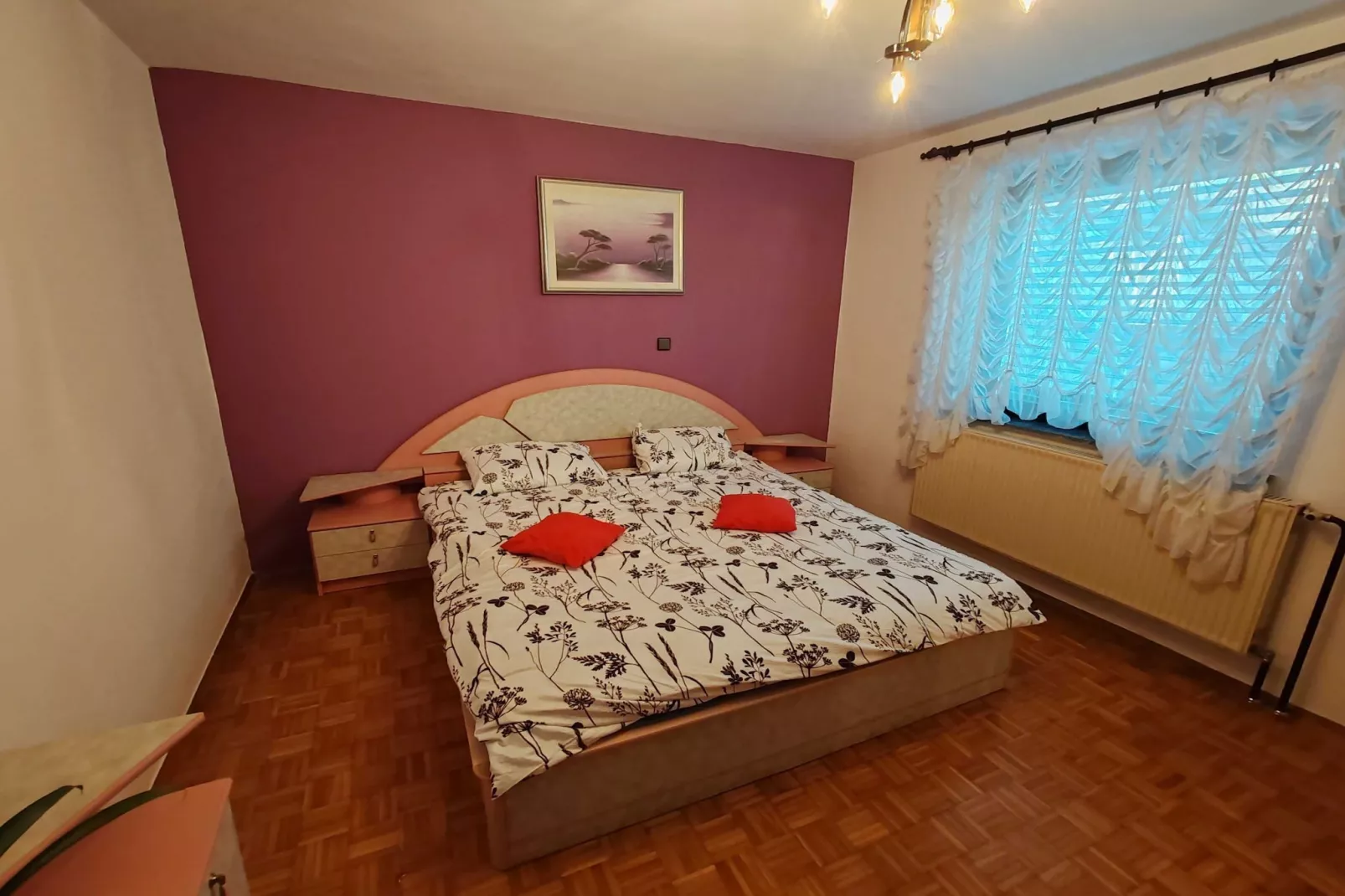 Brezovica Spacious Family-Friendy Apartment - Two Bedroom Apartment with Balcony-Slaapkamer