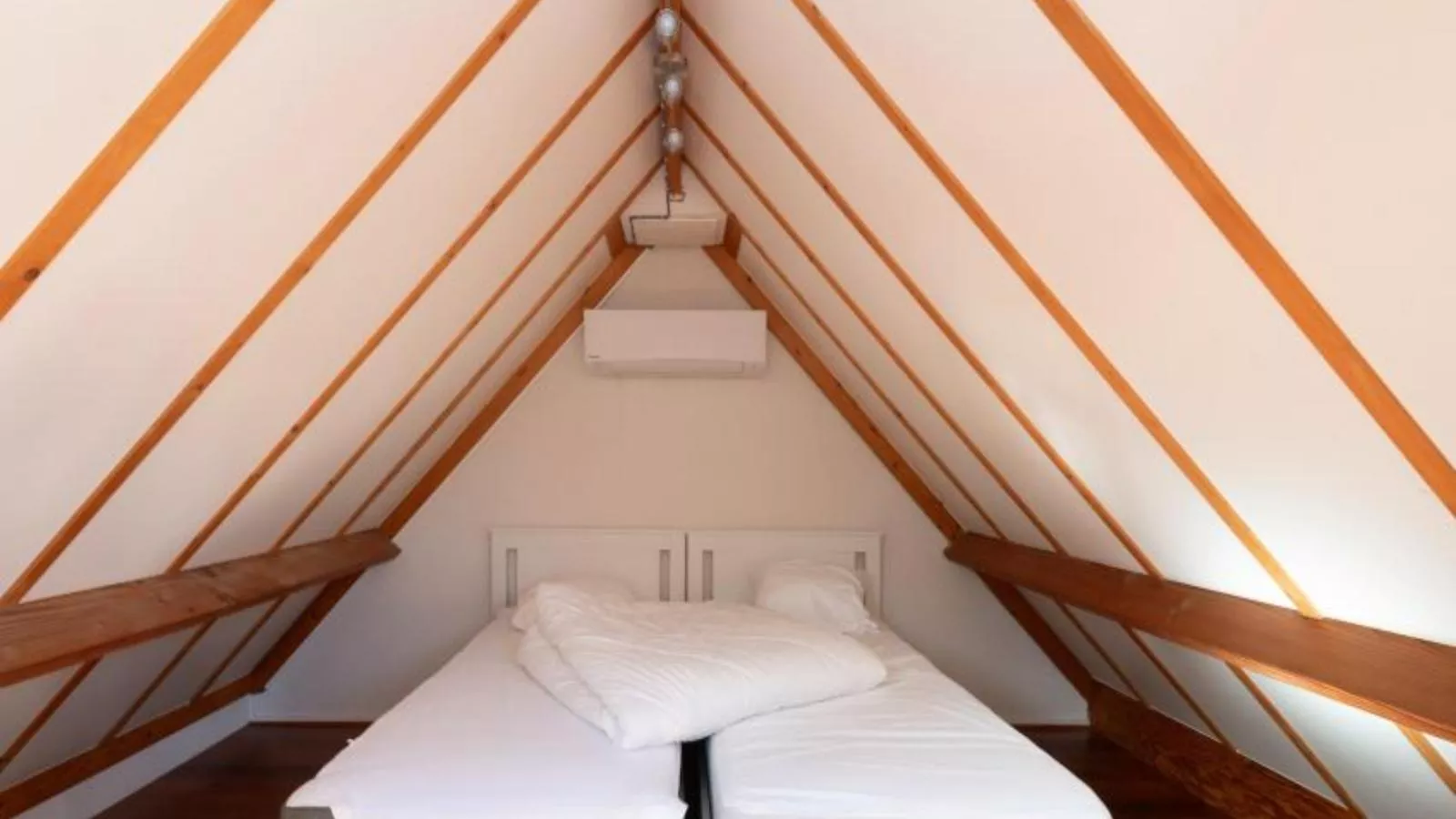 Nieuwendamme 108-Slaapkamer