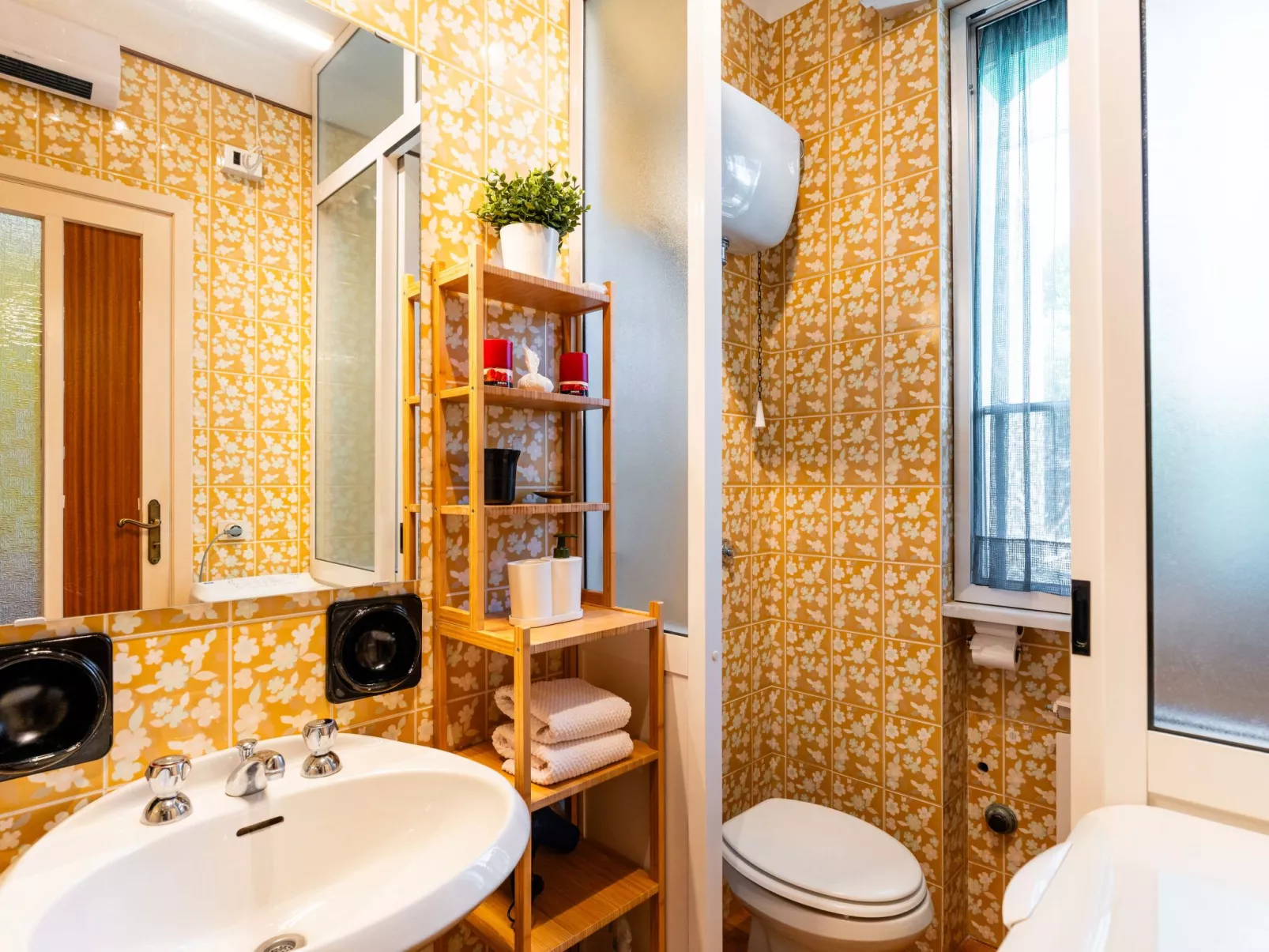 In the Garden-Binnen