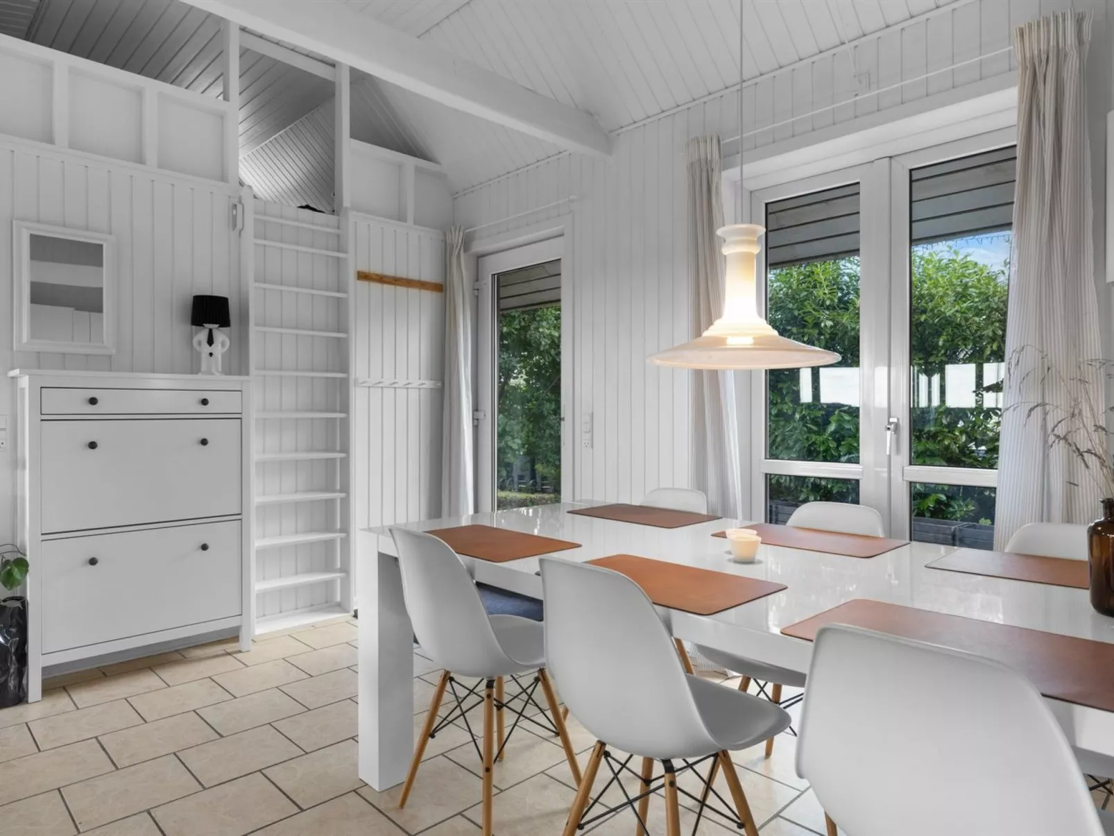 "Rolfkarl" - 250m from the sea-Binnen