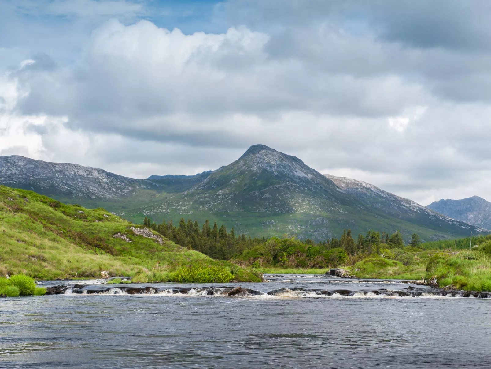 Bridies Holiday Cottage Roundstone-Buiten