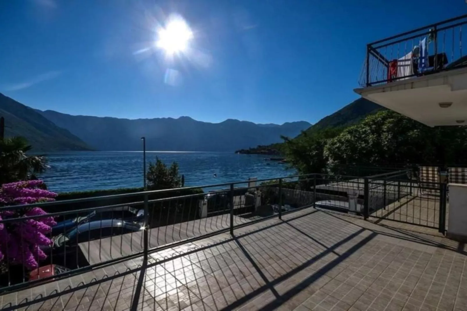 Charming Seaside Escape in Kotor - One Bedroom Apartment with Garden 3-Buitenlucht