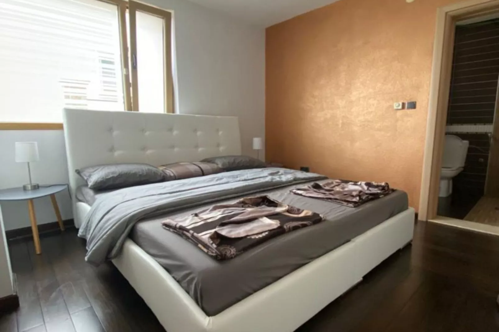 Villa Sarajevo Hills - Five Bedroom Villa with Terrace and Garden-Slaapkamer