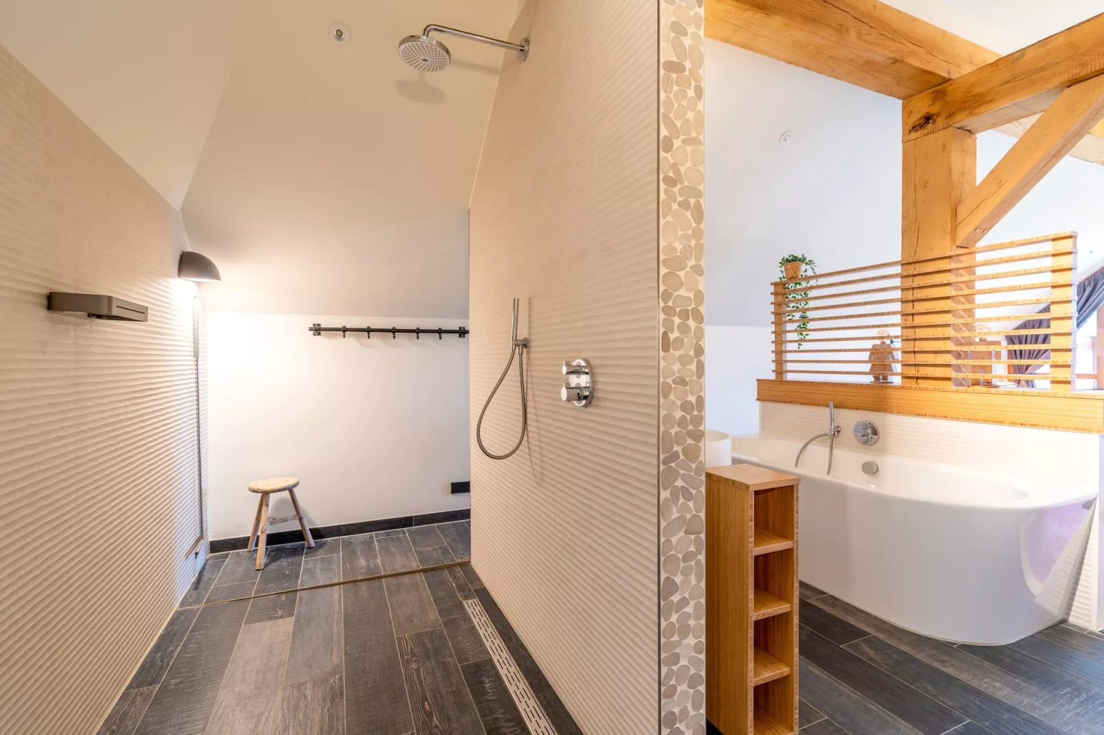 Villa Buytenplaats 191-Badkamer