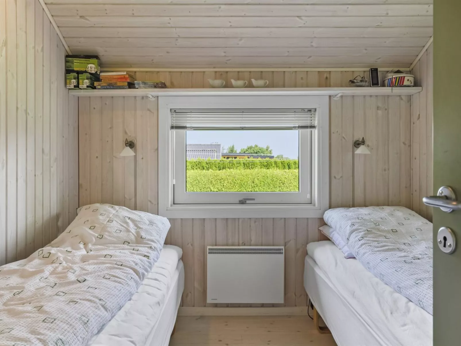 "Erok" -  from the sea-Binnen