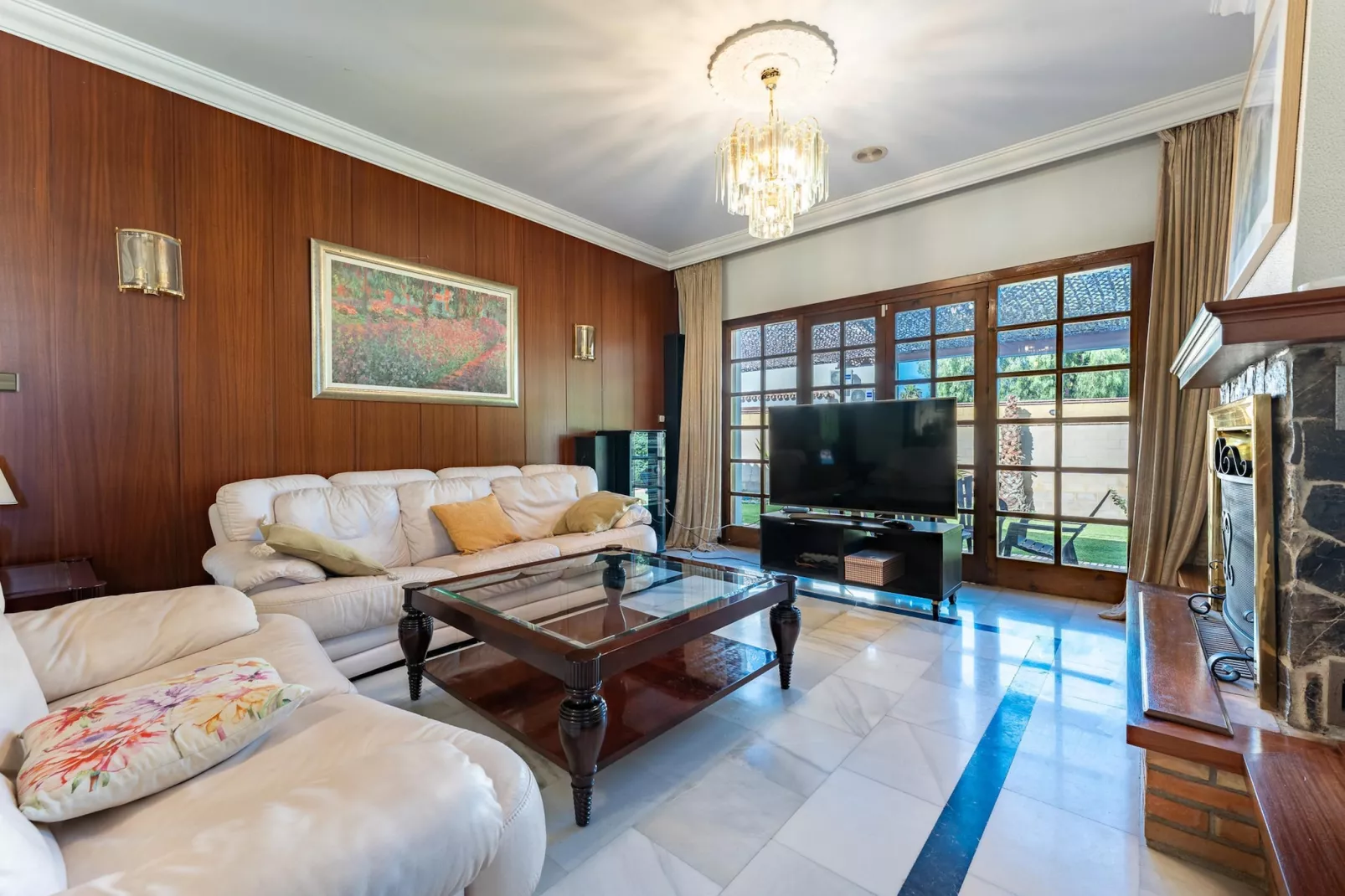 CT 387 - Faro's Villa Lola en Churriana - Málaga-Woonkamer