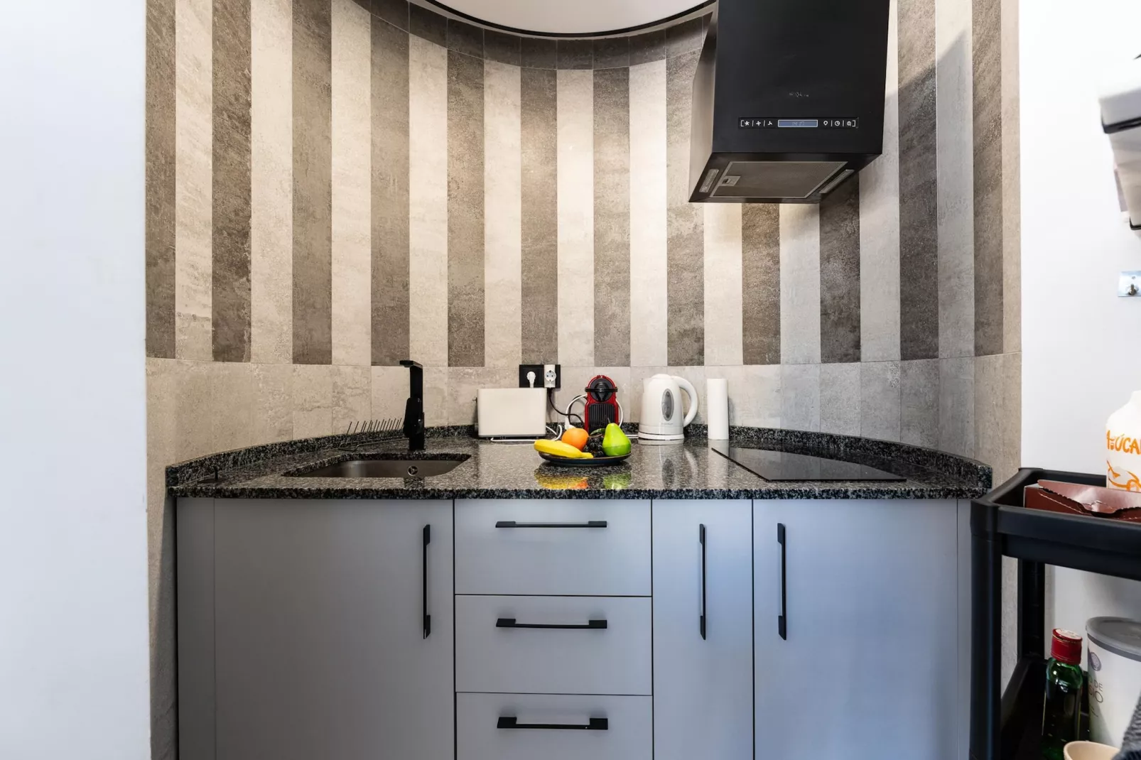 CT 352 - Faro's Torremolinos City Towers 1 - Walking distance to everything-Keuken