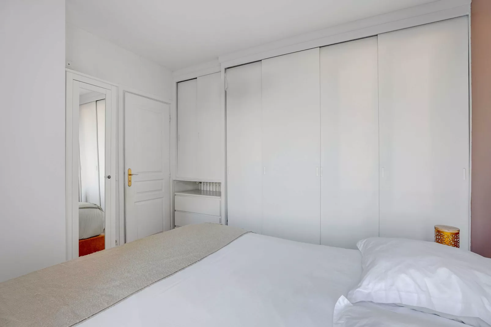 TB-101-THOREZ-Slaapkamer