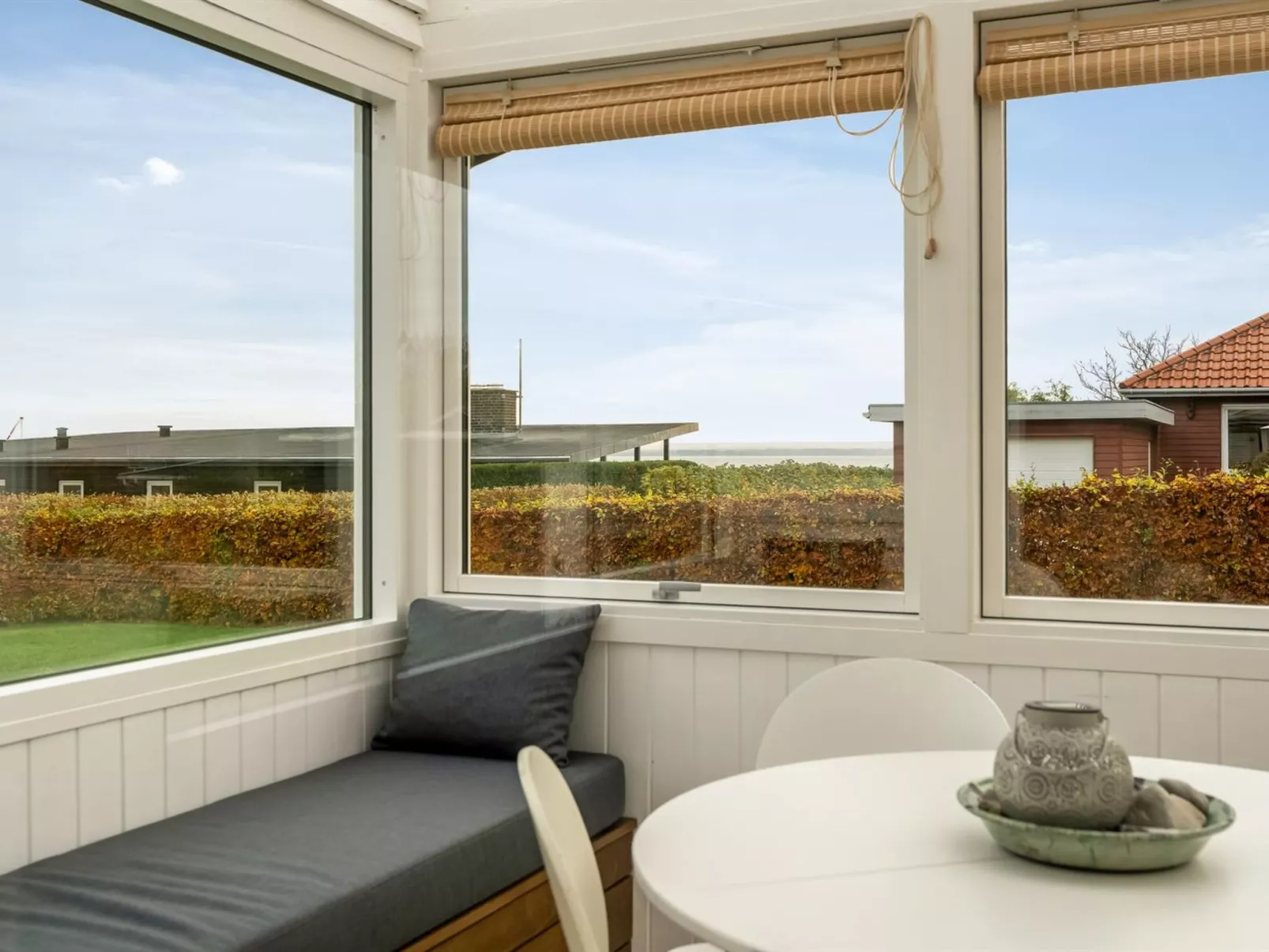 "Hjalma" - 250m to the fjord-Binnen