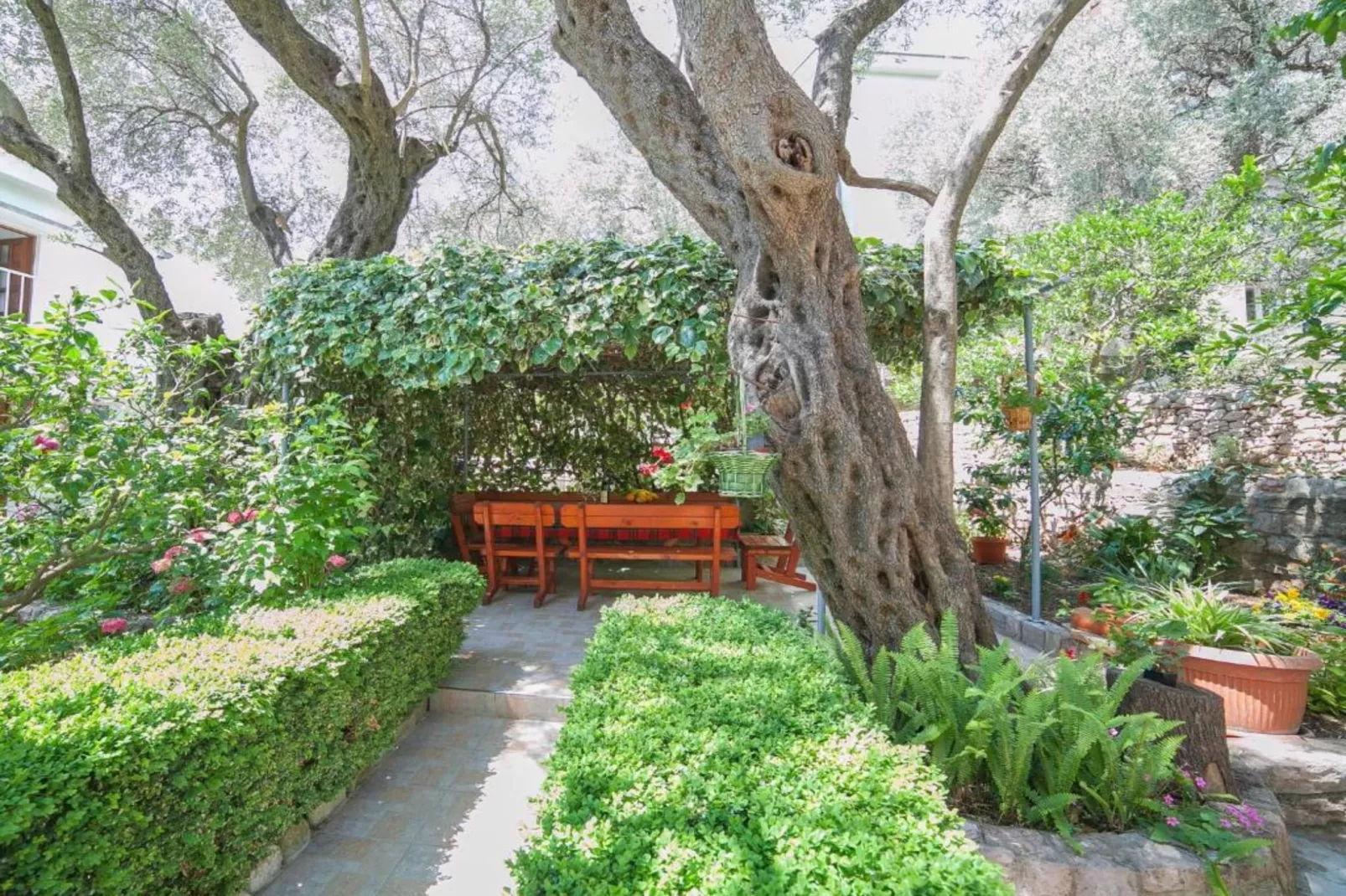 Petrovac Serenity Stay Near the Beach - Standard Double Room 2-Tuinen zomer