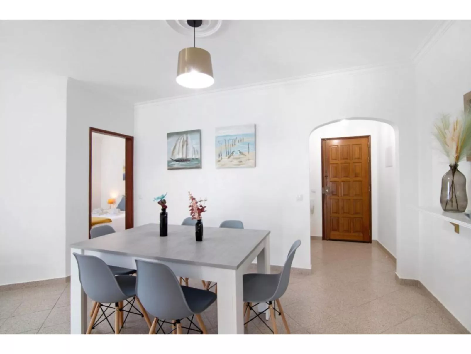 Jade-Sunny Way-Binnen