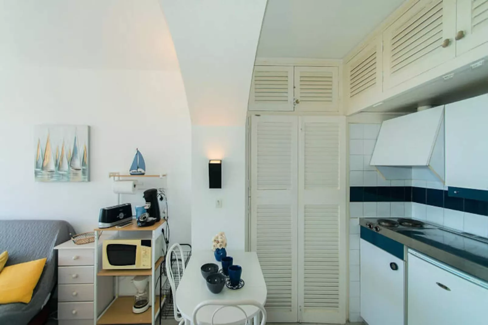 Studio à Roses-Niet-getagd