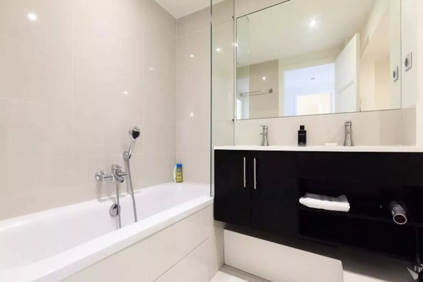 Résidence 3p Moderne Et Cosy Aux Pieds De La Croisette !-Niet-getagd