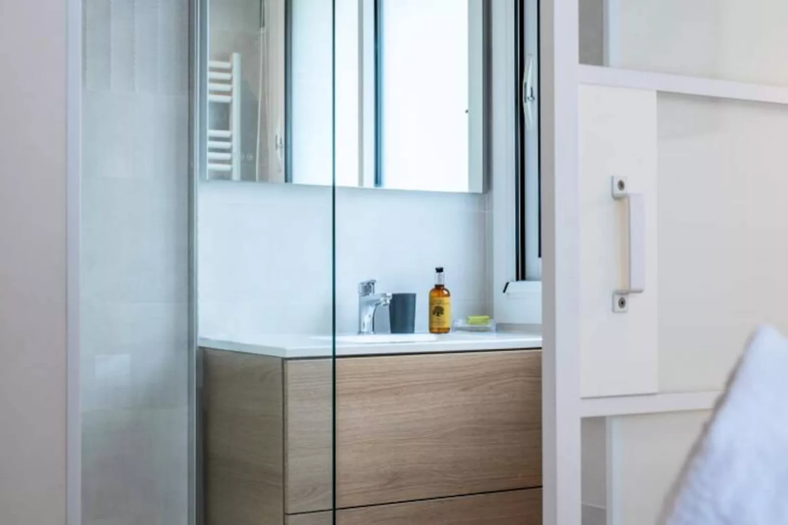 Résidence 2 Pi&egrave;ces  Terrasse &agrave; 8min &agrave; Pied Du Centre Parking-Niet-getagd