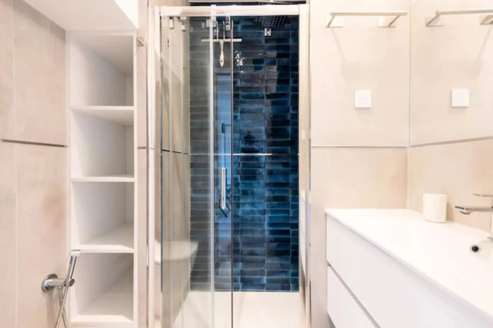 Résidence 2p Au Calme Proche Centre Cannes-Niet-getagd