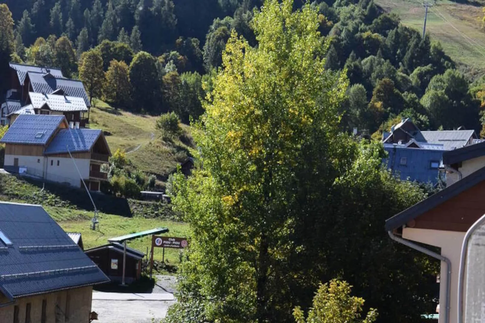 Résidence Royal Neige-Niet-getagd