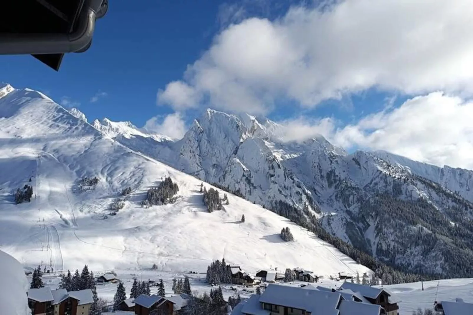 Slow Chalet Montblanc Soleil Sur Les Pistes Ascenseur Balcon, Vue, Parking-Niet-getagd