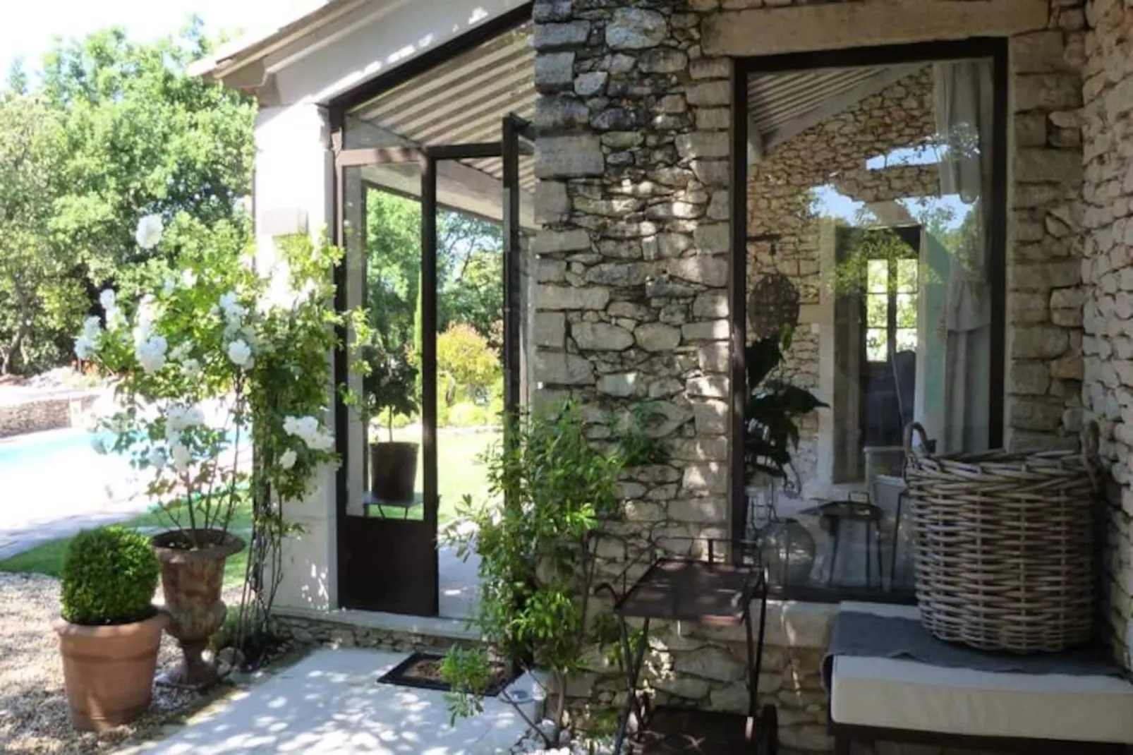 Belle Villa Proven&ccedil;ale Avec Piscine Et Jacuzzi-Niet-getagd