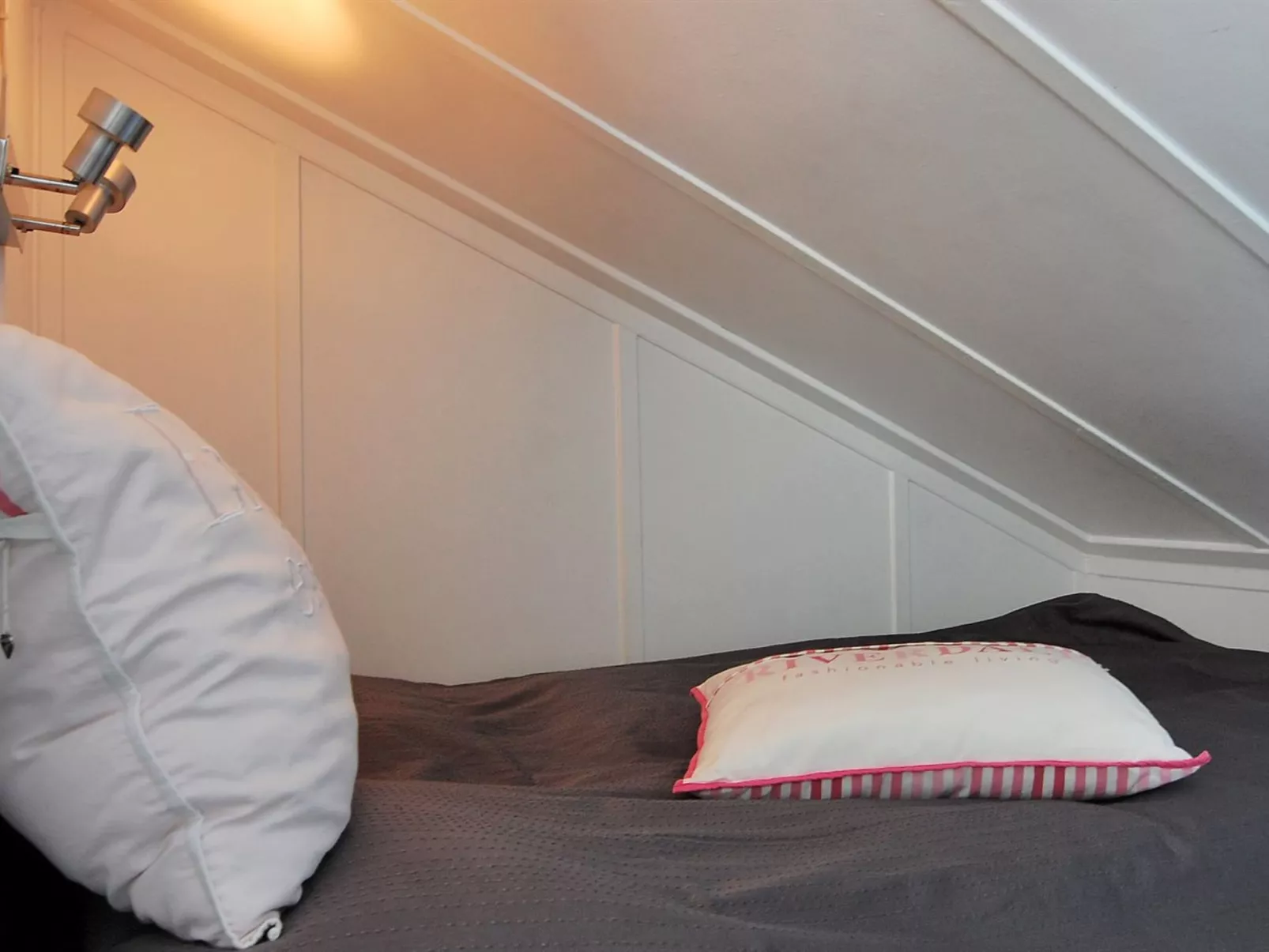 "Idamarie" - 2m from the sea-Binnen