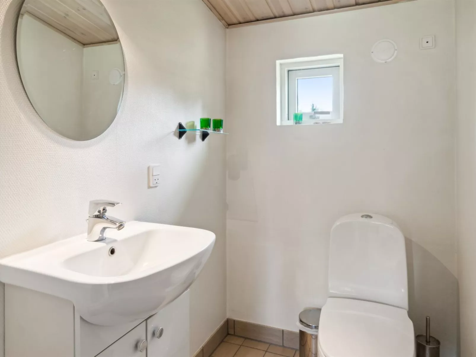 "Hanne" - 300m from the sea-Binnen