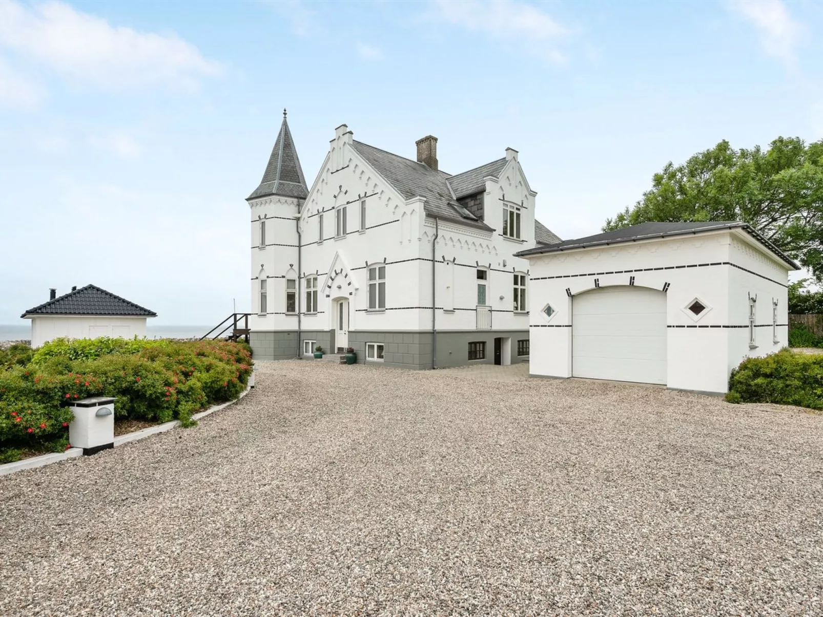 "Stefanie" - 10m from the sea