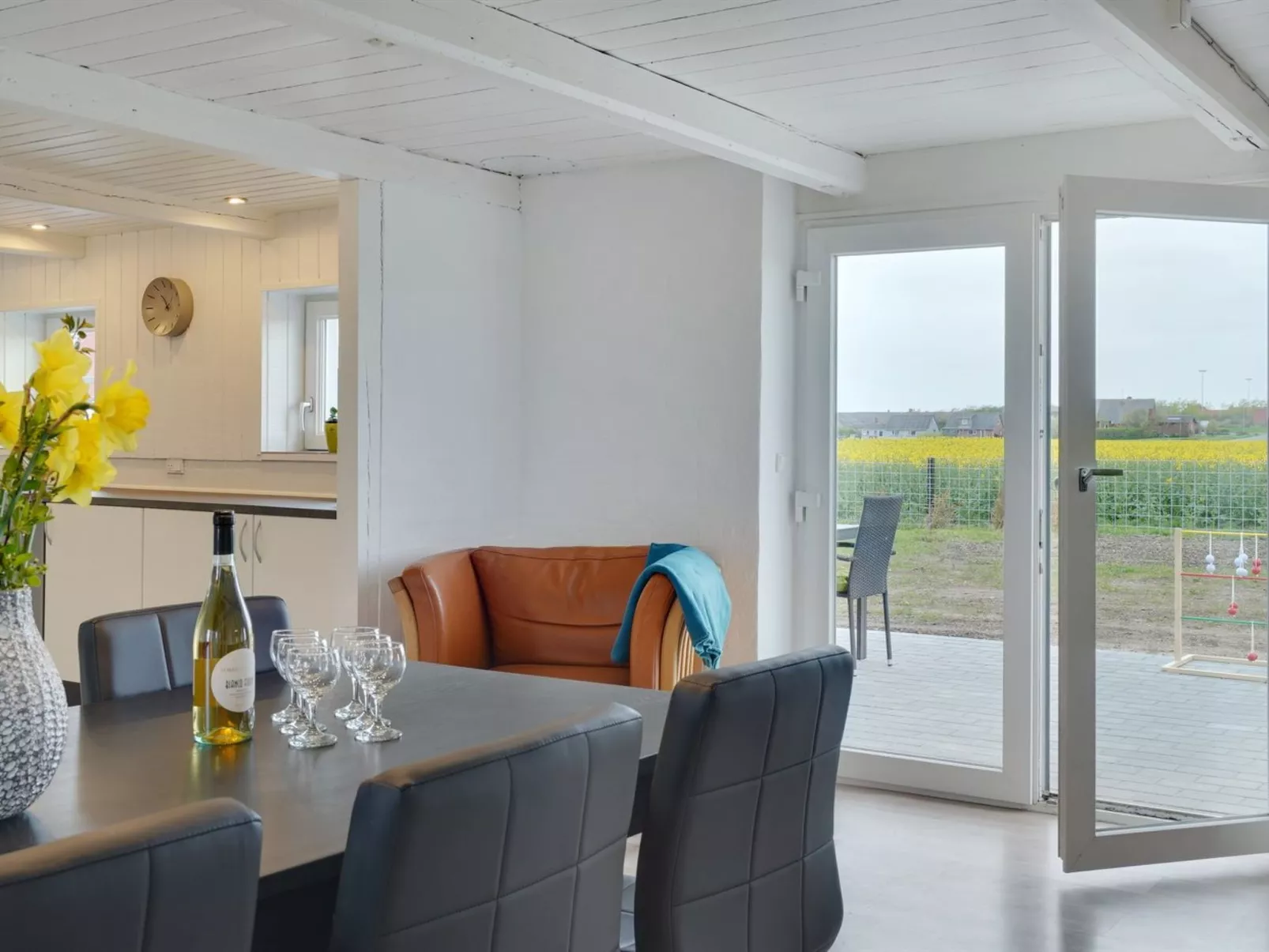 "Ailke" - 2km to the fjord-Binnen