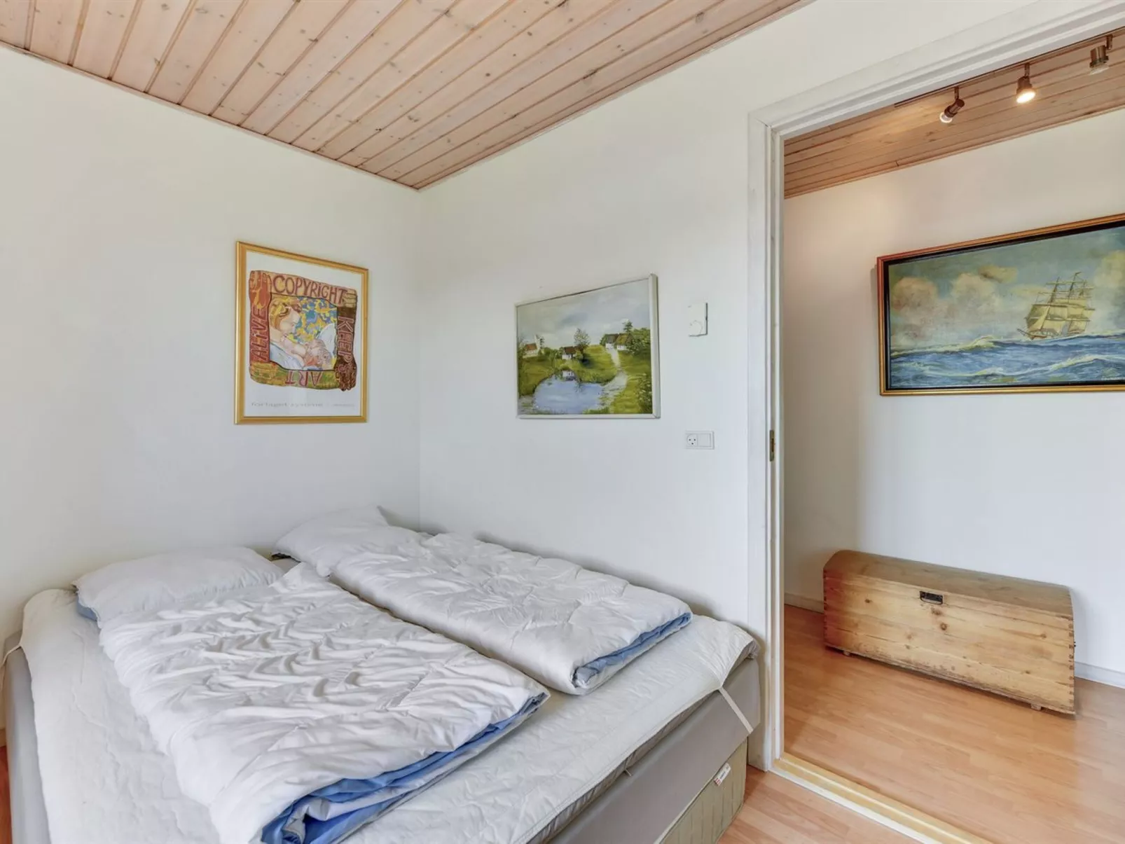 "Ottmar" -  from the sea-Binnen