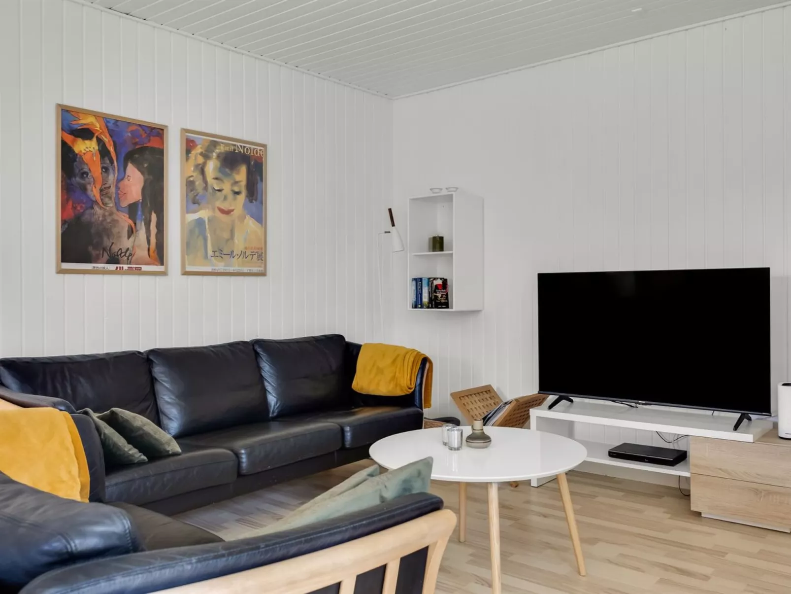 "Denisa" - 2.3km from the sea-Binnen